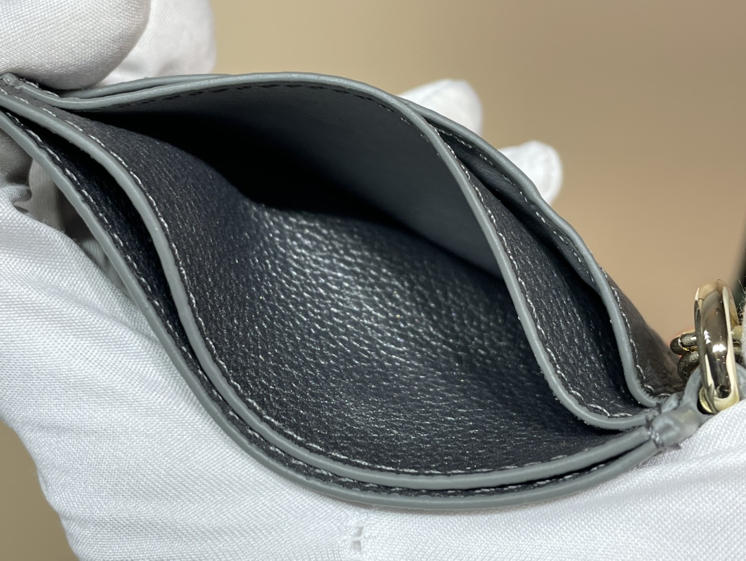 Louis Vuitton Margot Wallet Monogram Empreinte Leather (M12178）