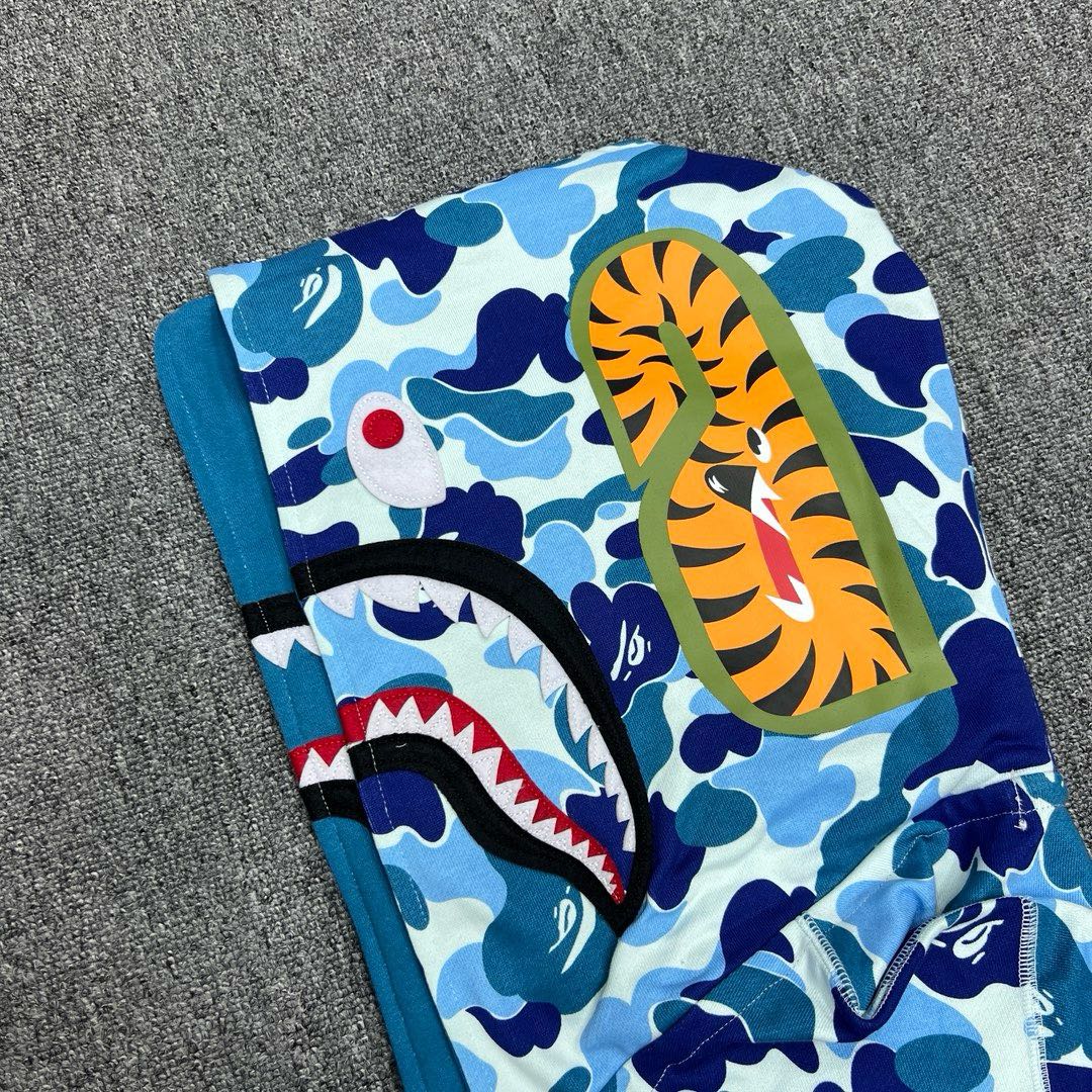 Bape Shark Hoodie（0ZXSWW215018G）