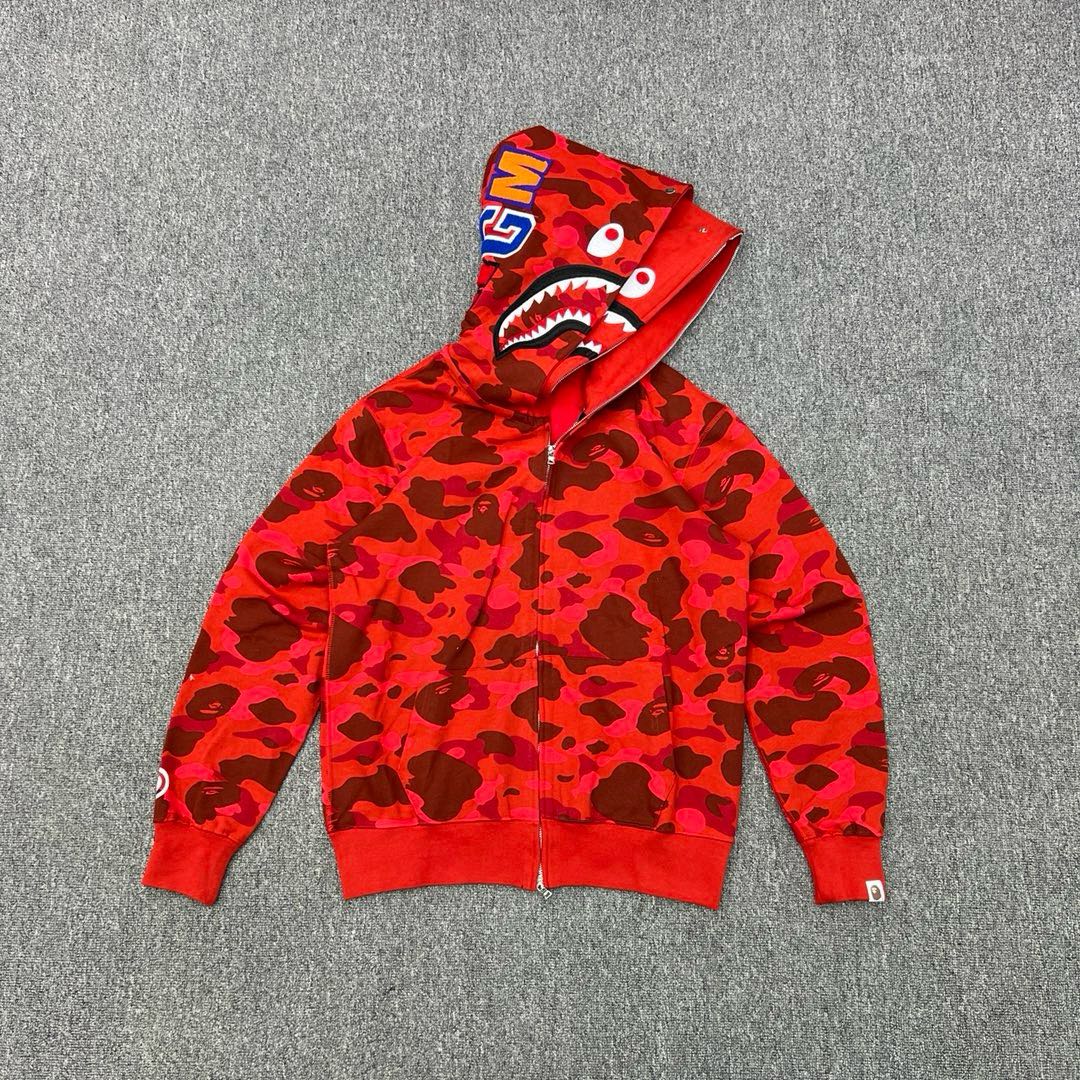Bape Shark Hoodie（1H30-215-018）