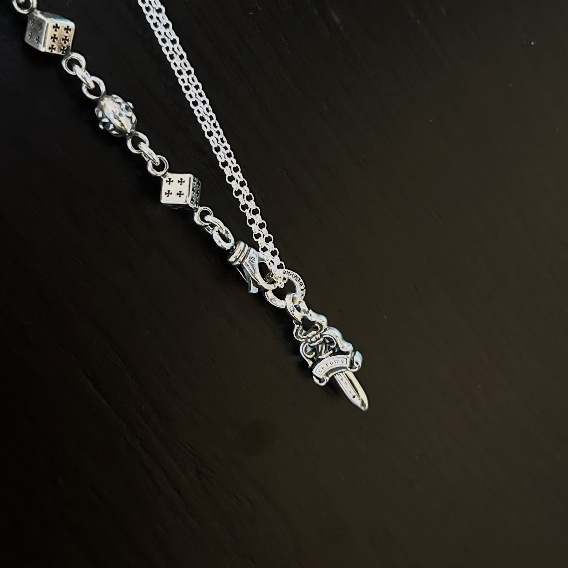 CHROME HEARTS Sword and Dice Element Necklace（CHROME HEARTS 250）