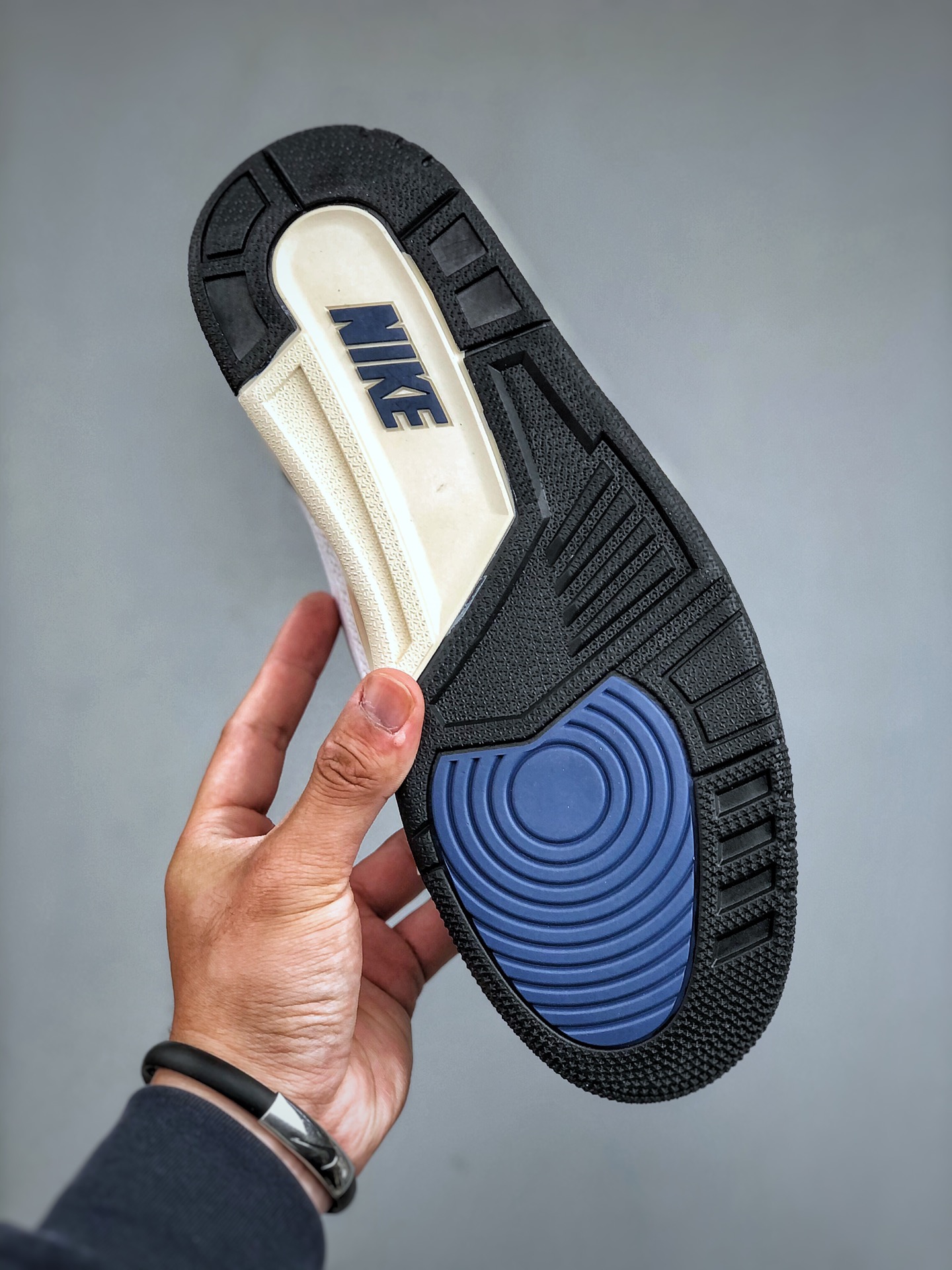 A Ma Maniere × Nike Air Jordan 3 "For The Love"（HV8571-100）