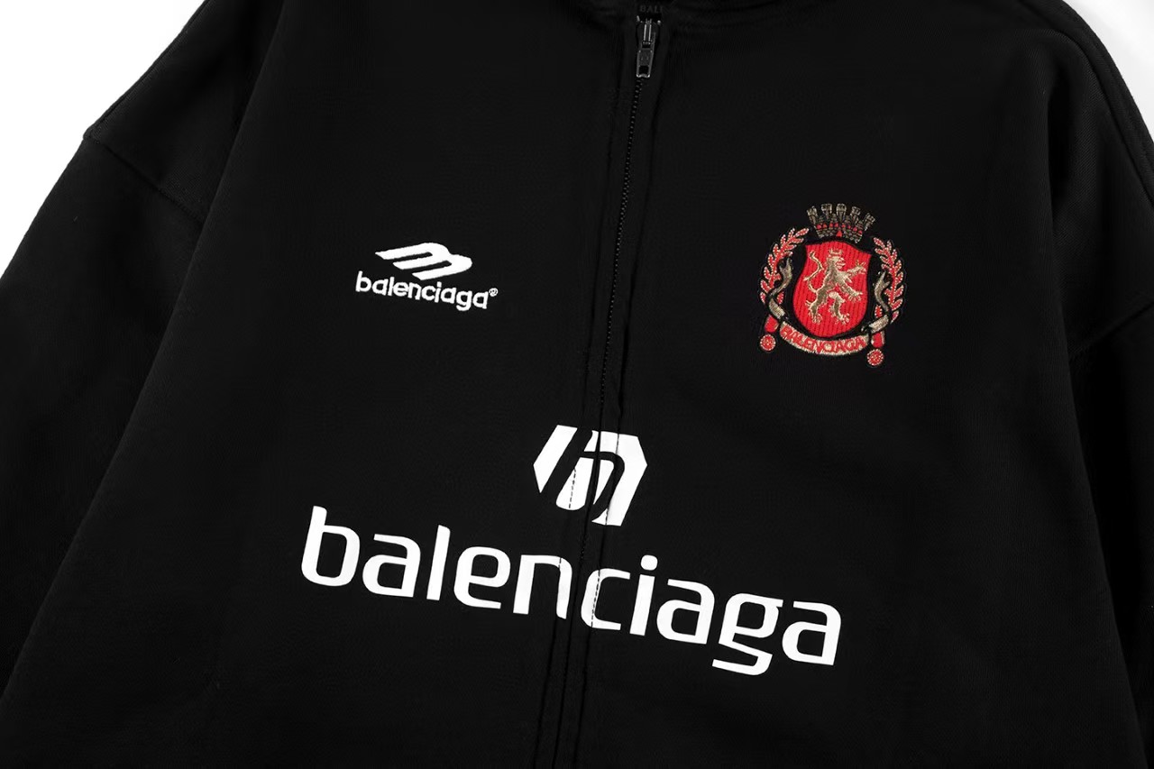 Balenciaga Paris Soccer Zip-up Hoodie Medium Fit 'Black White' Balenciaga Paris Soccer Zip-up Hoodie Medium Fit 'Black White'