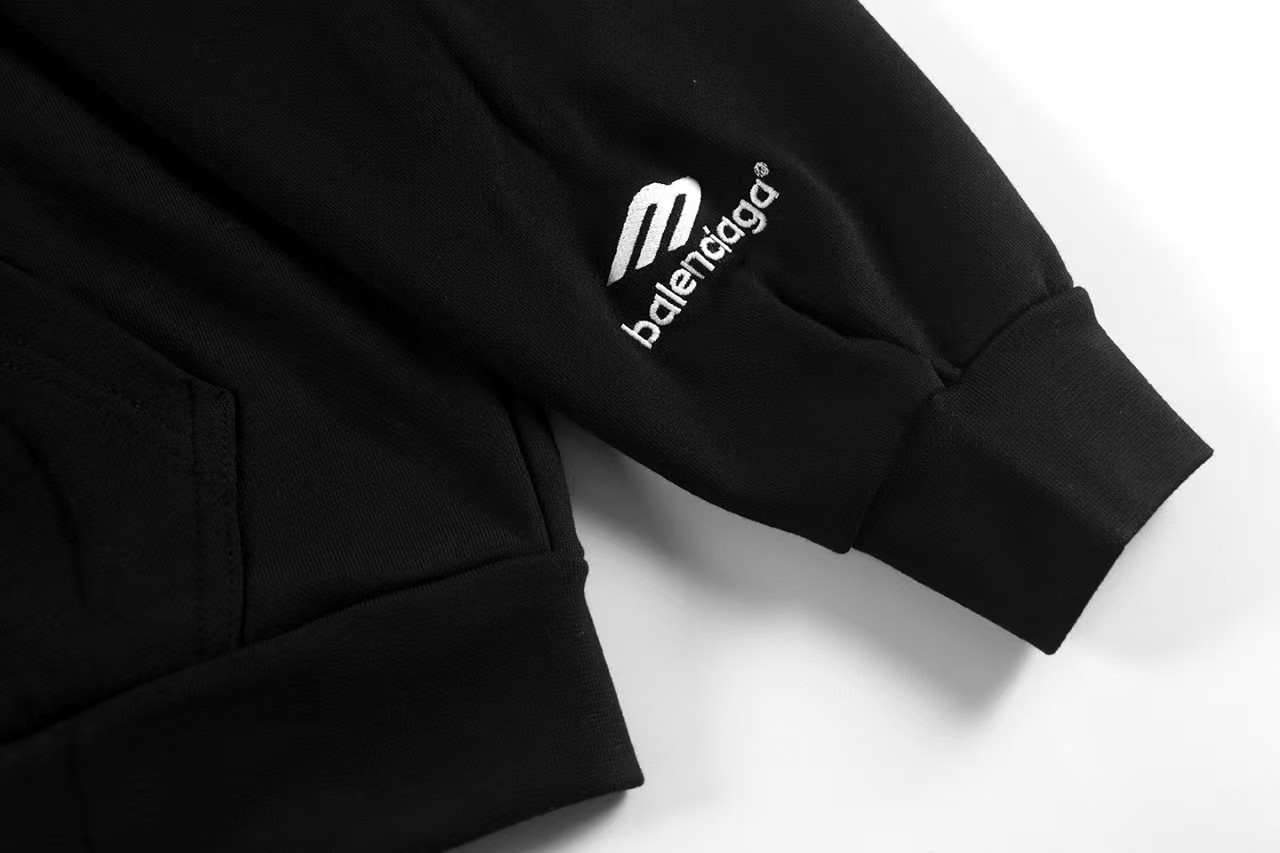 Balenciaga Paris Soccer Zip-up Hoodie Medium Fit 'Black White'(744457TPVS61070）