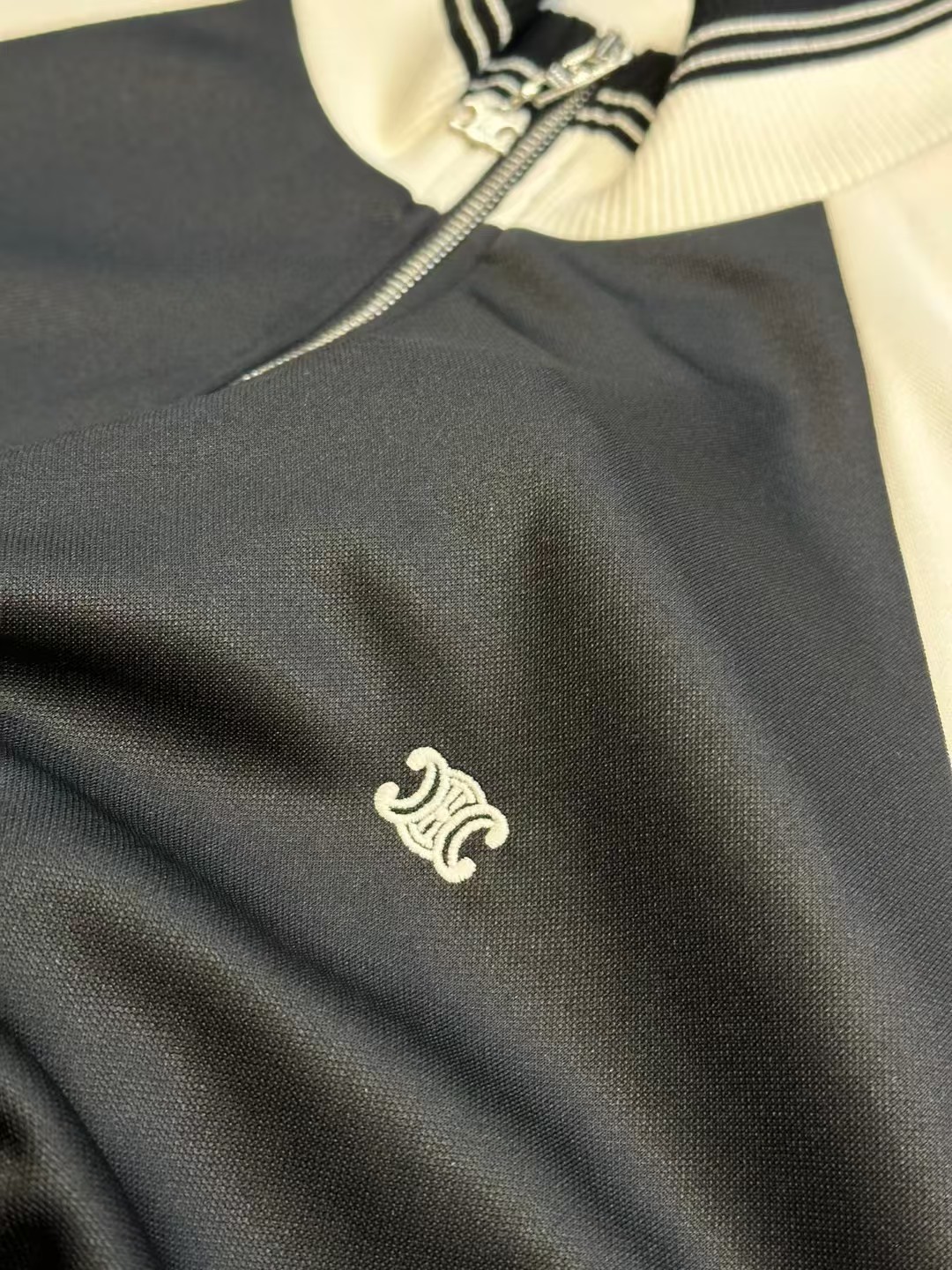 CELINE tracksuit jacket in double faced jersey（2Y14H121O-38EC）