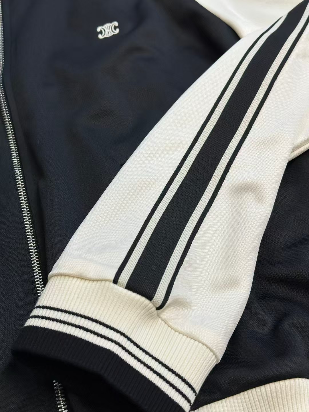 CELINE tracksuit jacket in double faced jersey（2Y14H121O-38EC）