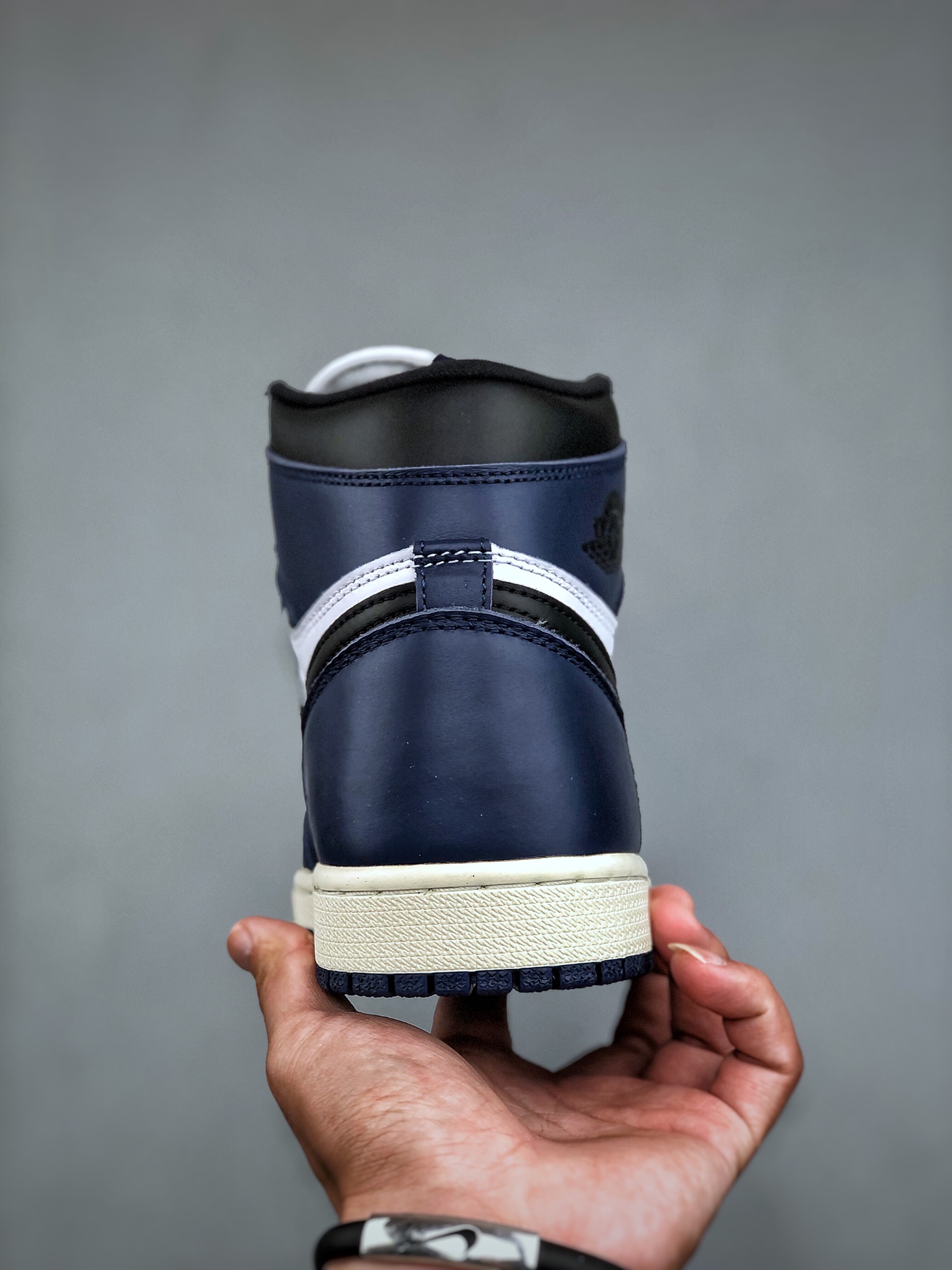 Nike Air Jordan 1 Retro High OG "Midnight Navy" (DZ5485-401)