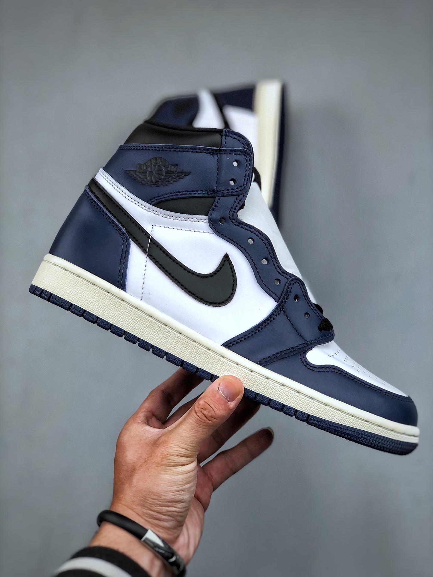 Nike Air Jordan 1 Retro High OG "Midnight Navy" (DZ5485-401)