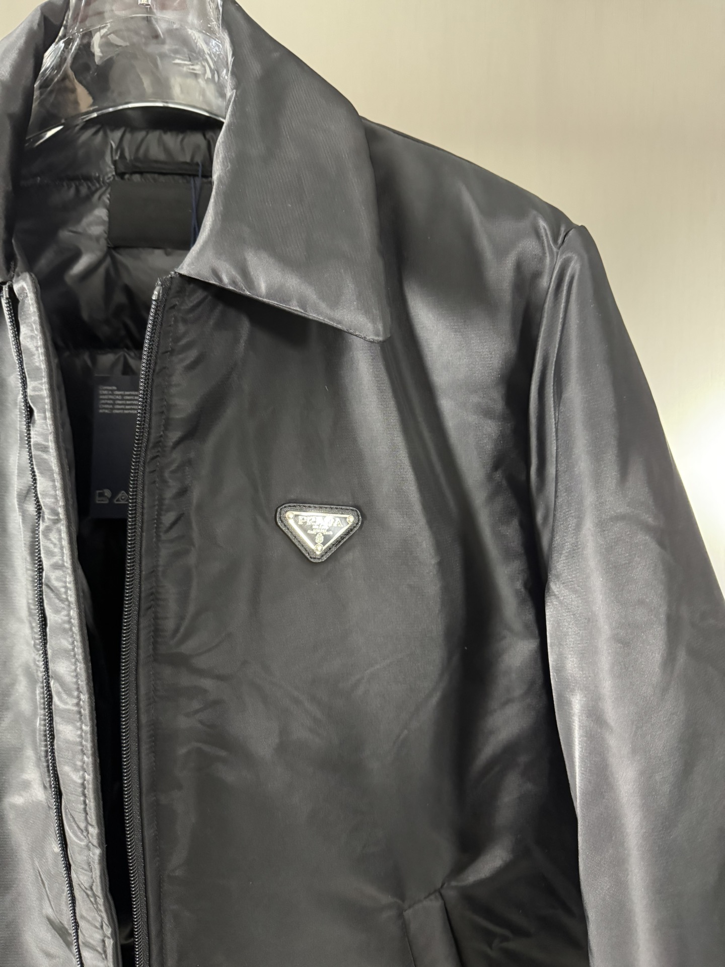 PRADA Re-Nylon cropped down jacket（SGC397-1WQ8-F0002-S-232）