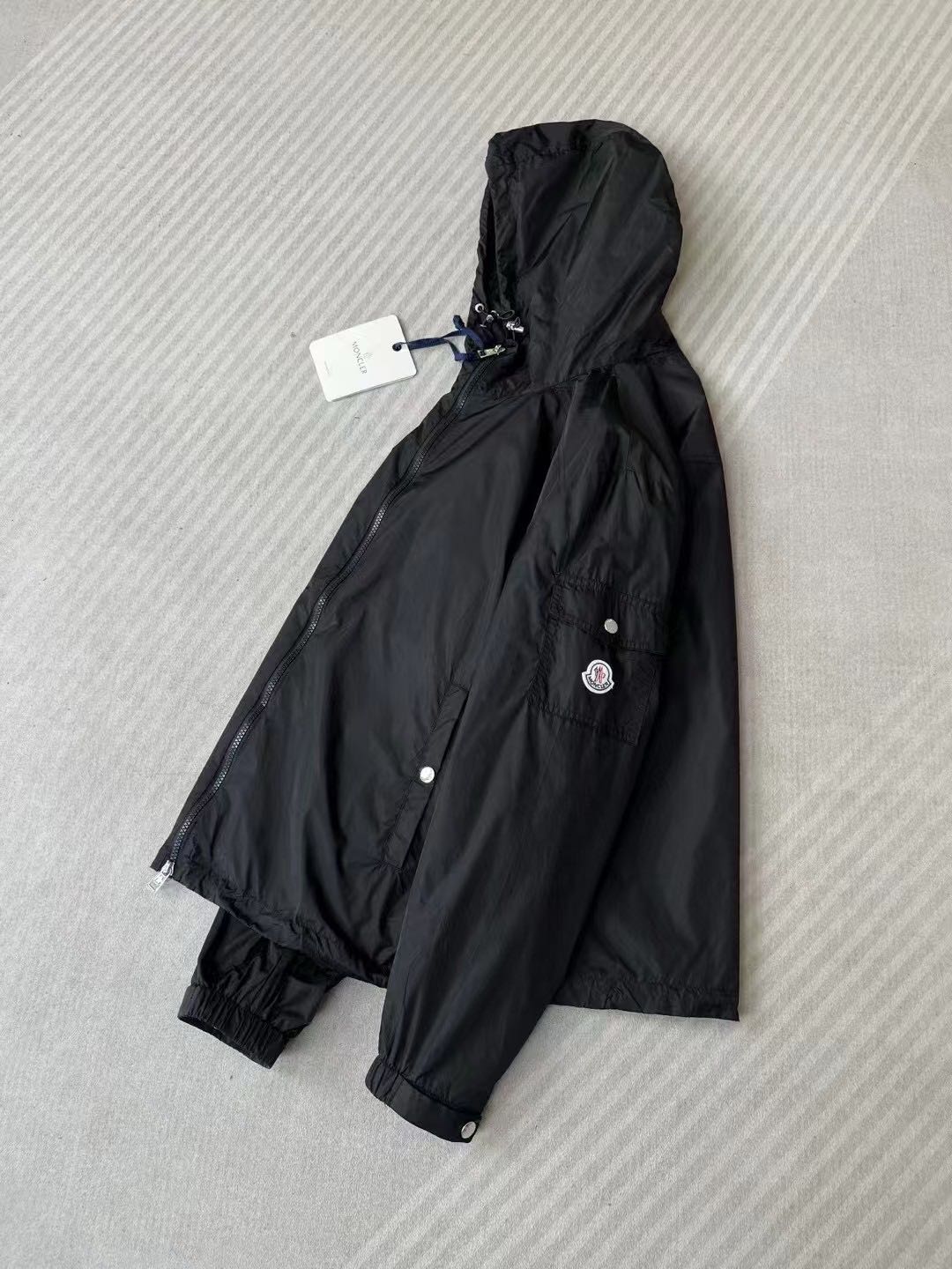 MONCLER Etiache waterproof jacket（J10911A001015968E999）