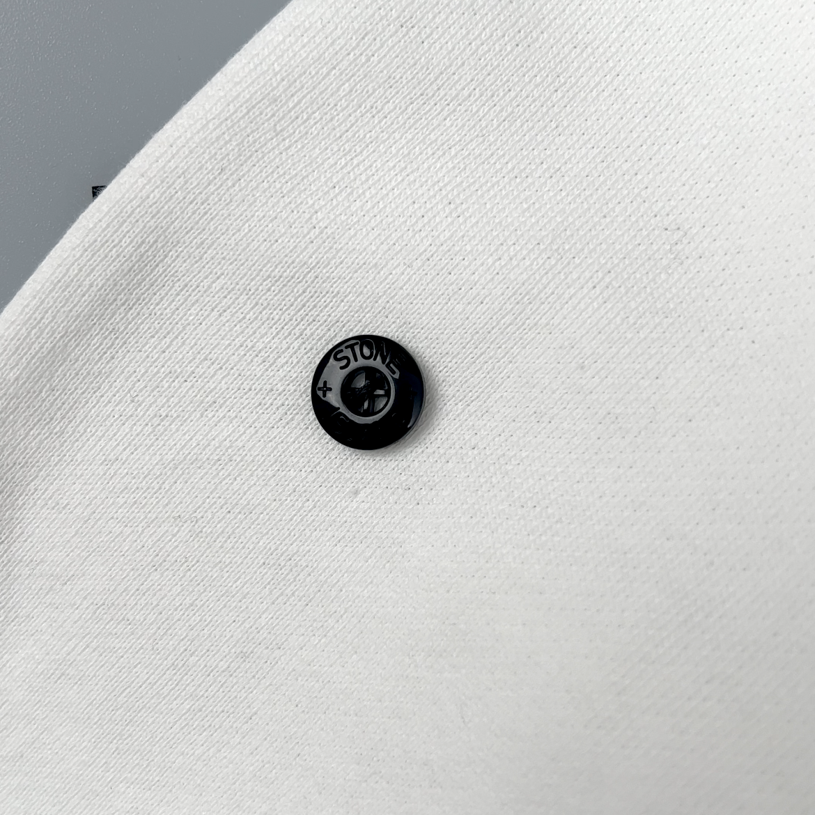 Stone Island Garment Dyed Crew Sweatshirt（721563051-V0020）