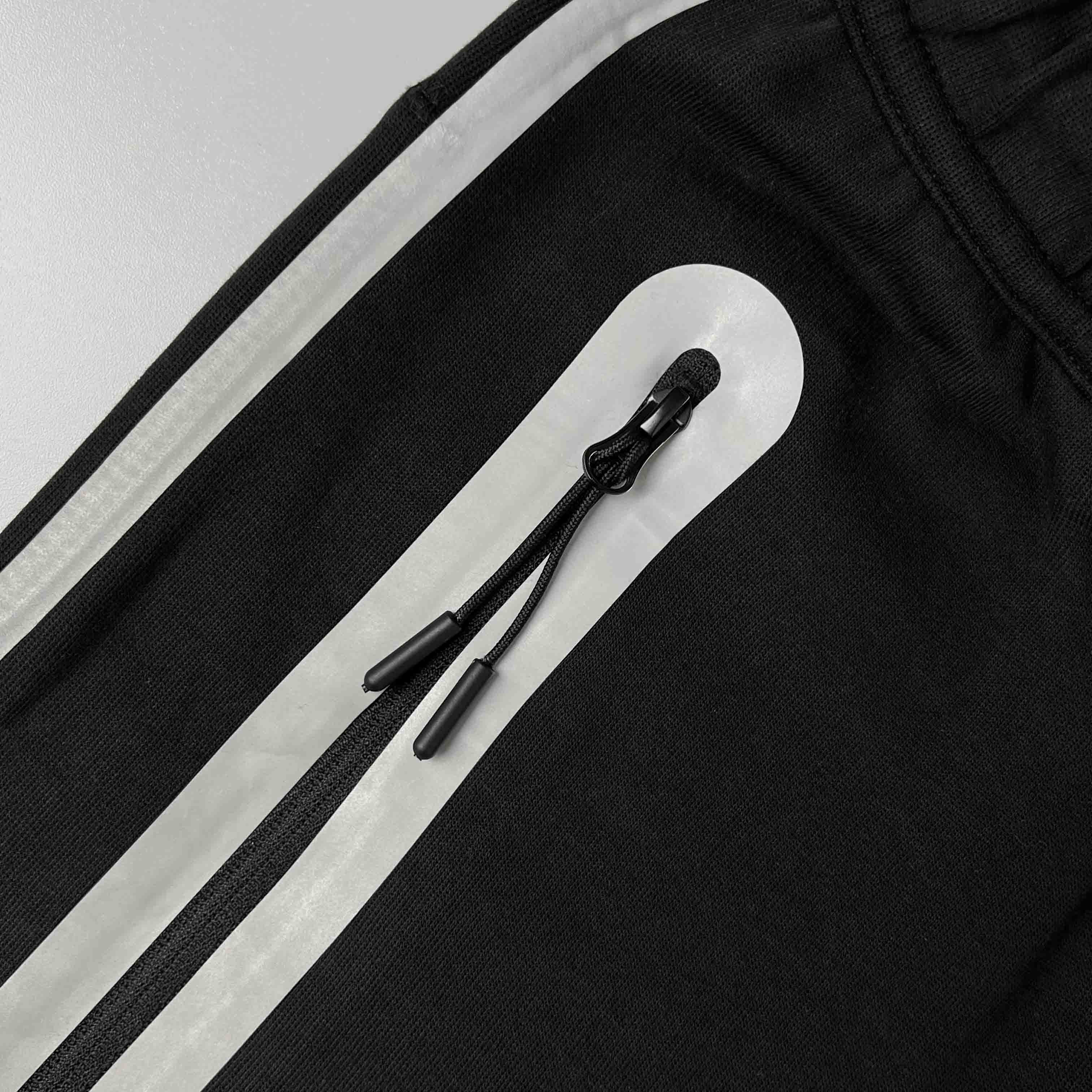 Nike Tech Fleece Jogger-Reflective strips（FZ0762-010）