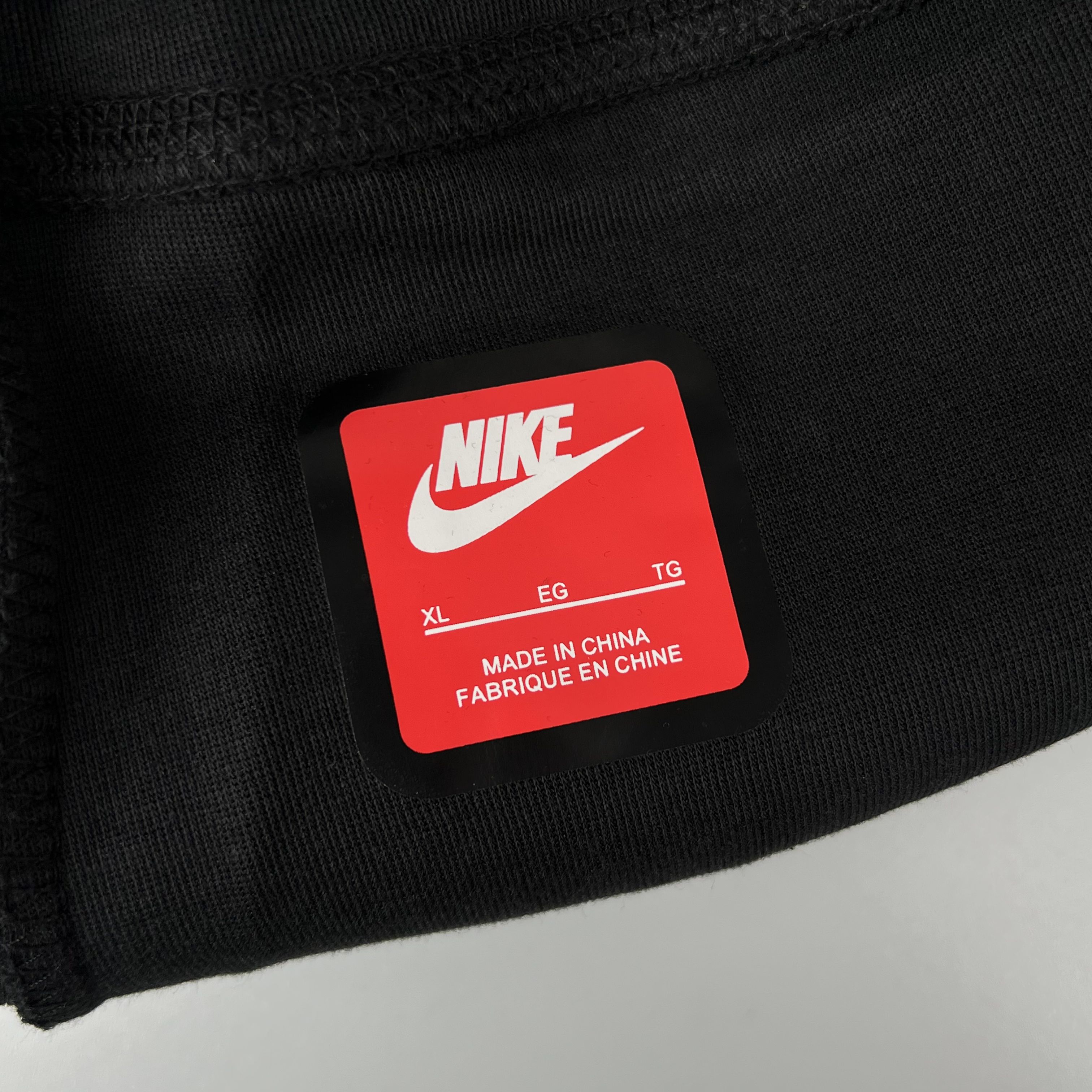 Nike Tech Fleece Jogger-Reflective strips（FZ0762-010）