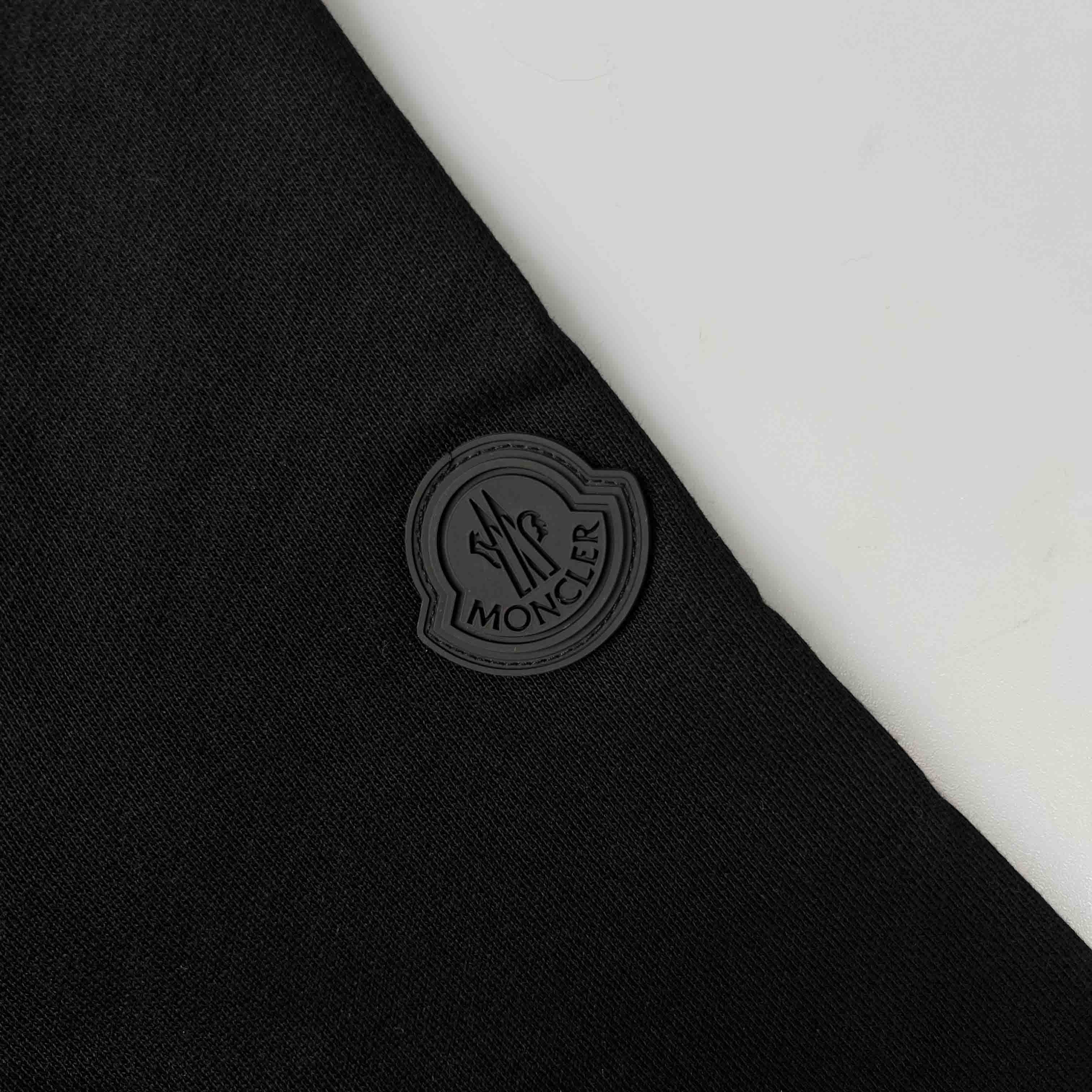 MONCLER Black Men's Blur Logo Hoodie（K10918G00007809KR999）