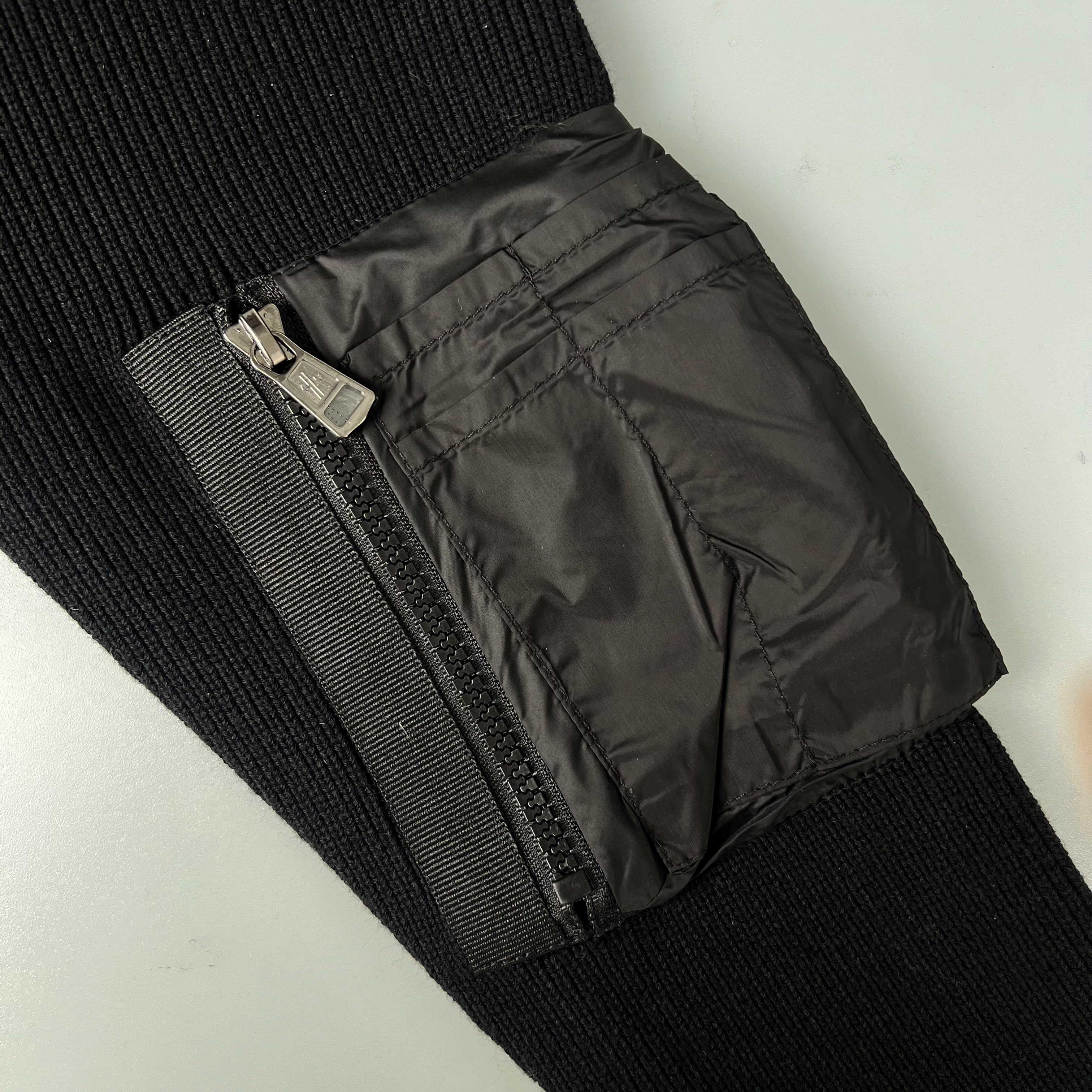 MONCLER Men's Logo Patch Knit Hooded Padding-NFCバージョン（G20919B50800A9340777）