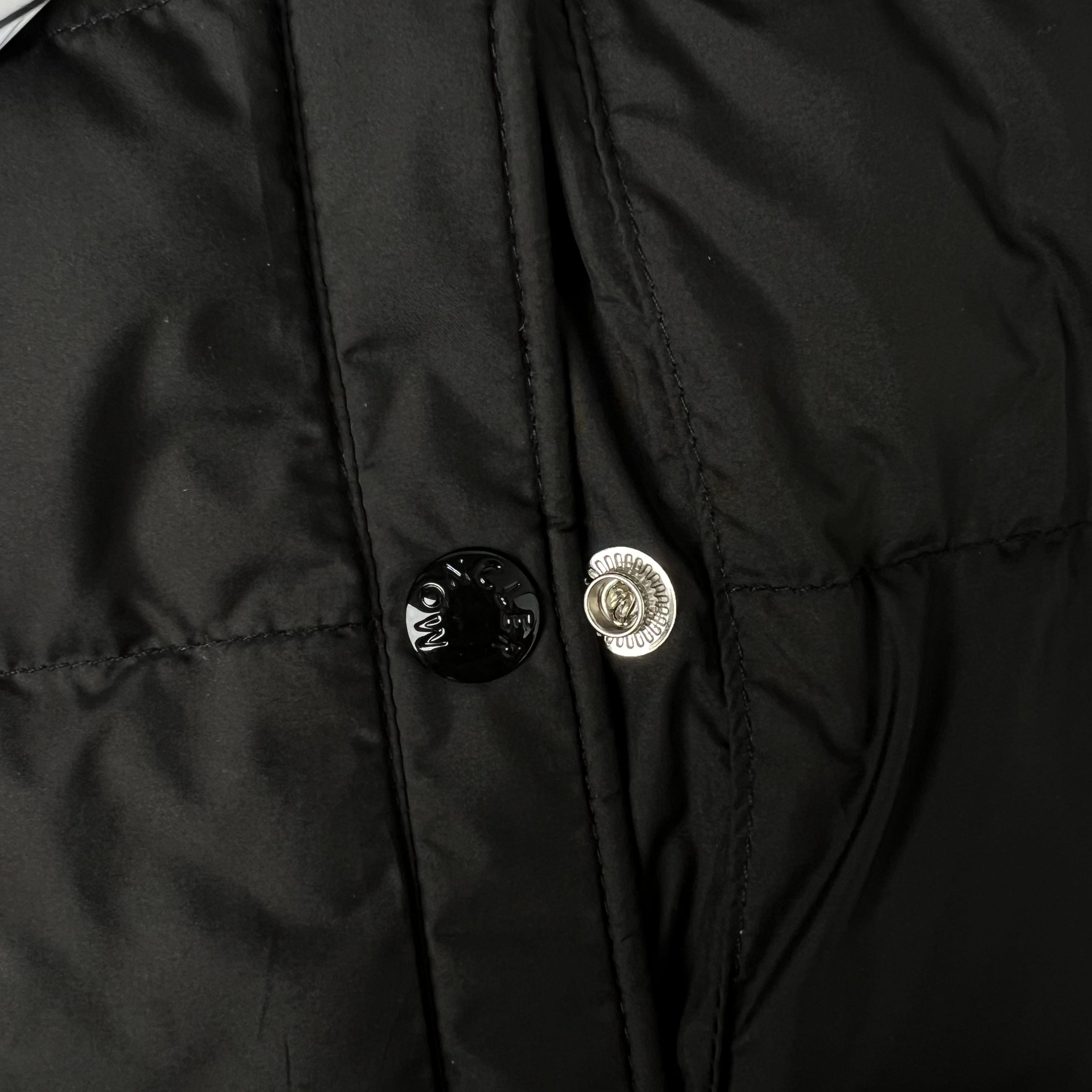 MONCLER Knitted Down Jacket Men's Cardigan Down Jacket -NFC機能なし（J10919B00020M1115999）