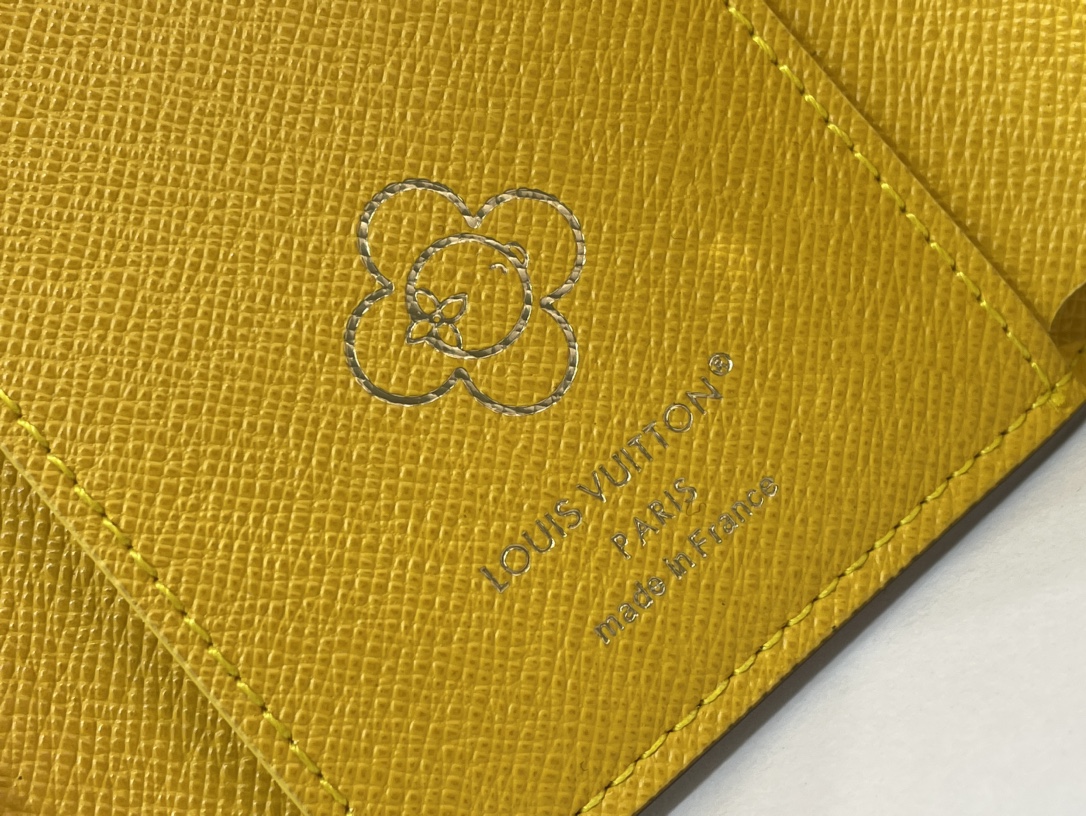 Louis Vuitton wallet （M12961）