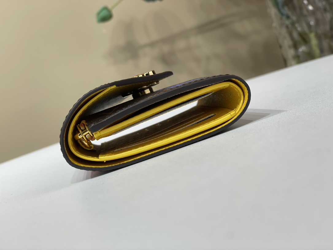 Louis Vuitton wallet （M12961）