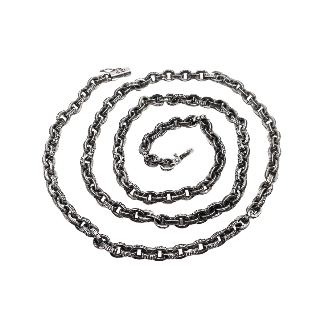 𝐂𝐡𝐫𝐨𝐦𝐞 𝐡𝐞𝐚𝐫𝐭𝐬 stone inlaid letter necklace（CHROME HEARTS 316）