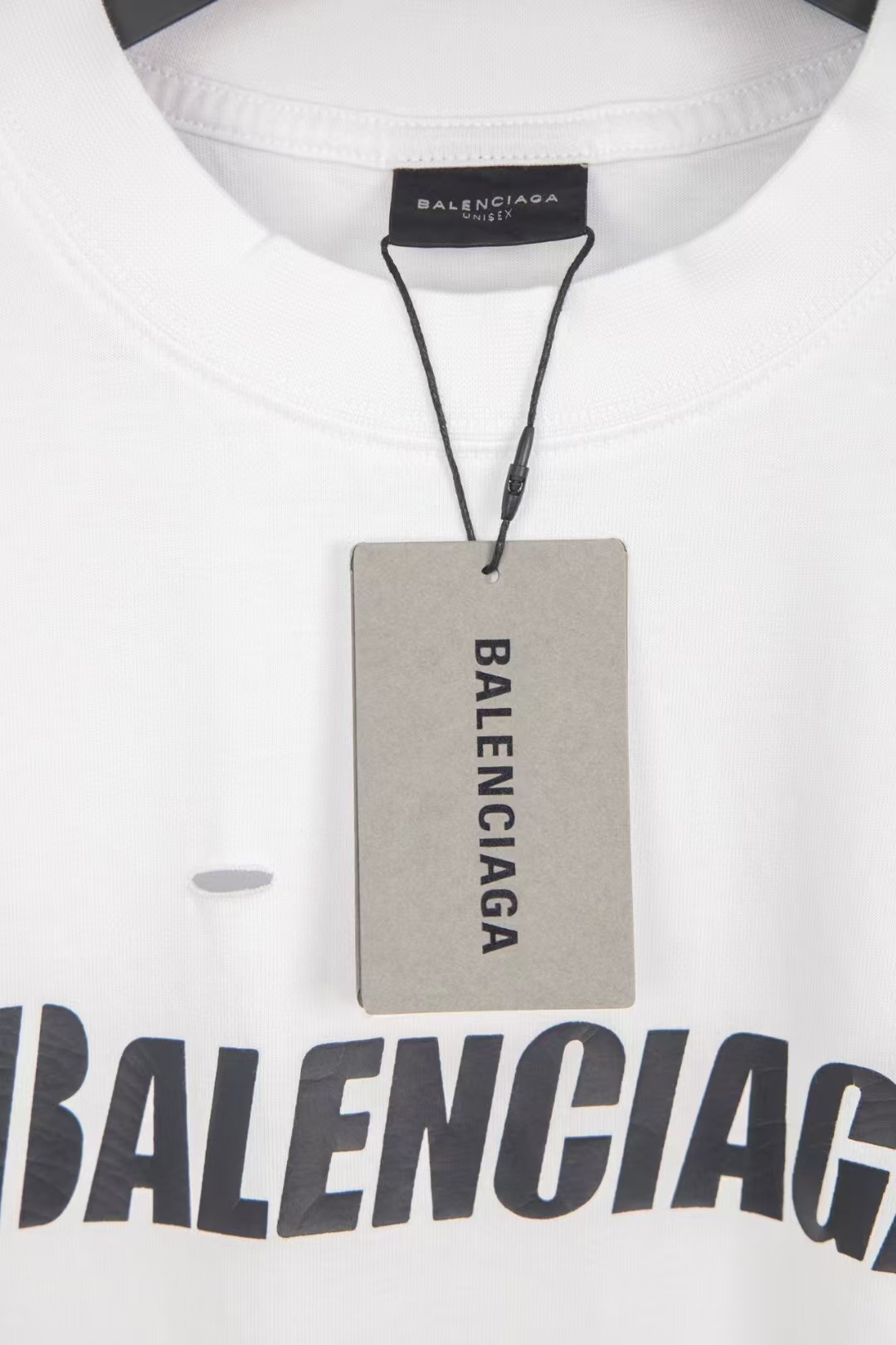 Balenciaga printed frayed holed T-shirt（123942）