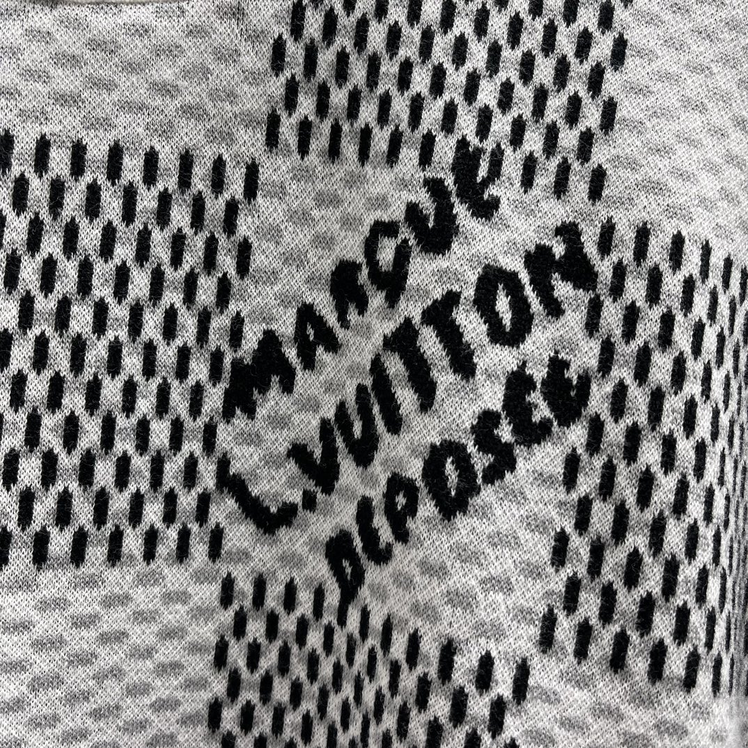 Louis Vuitton Damier Jacquard Short Sleeve Crew Neck（1AHEBC)