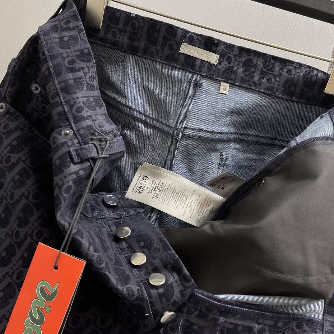 DIOR And Kaws logo print jeans（513D021B321X-C584）