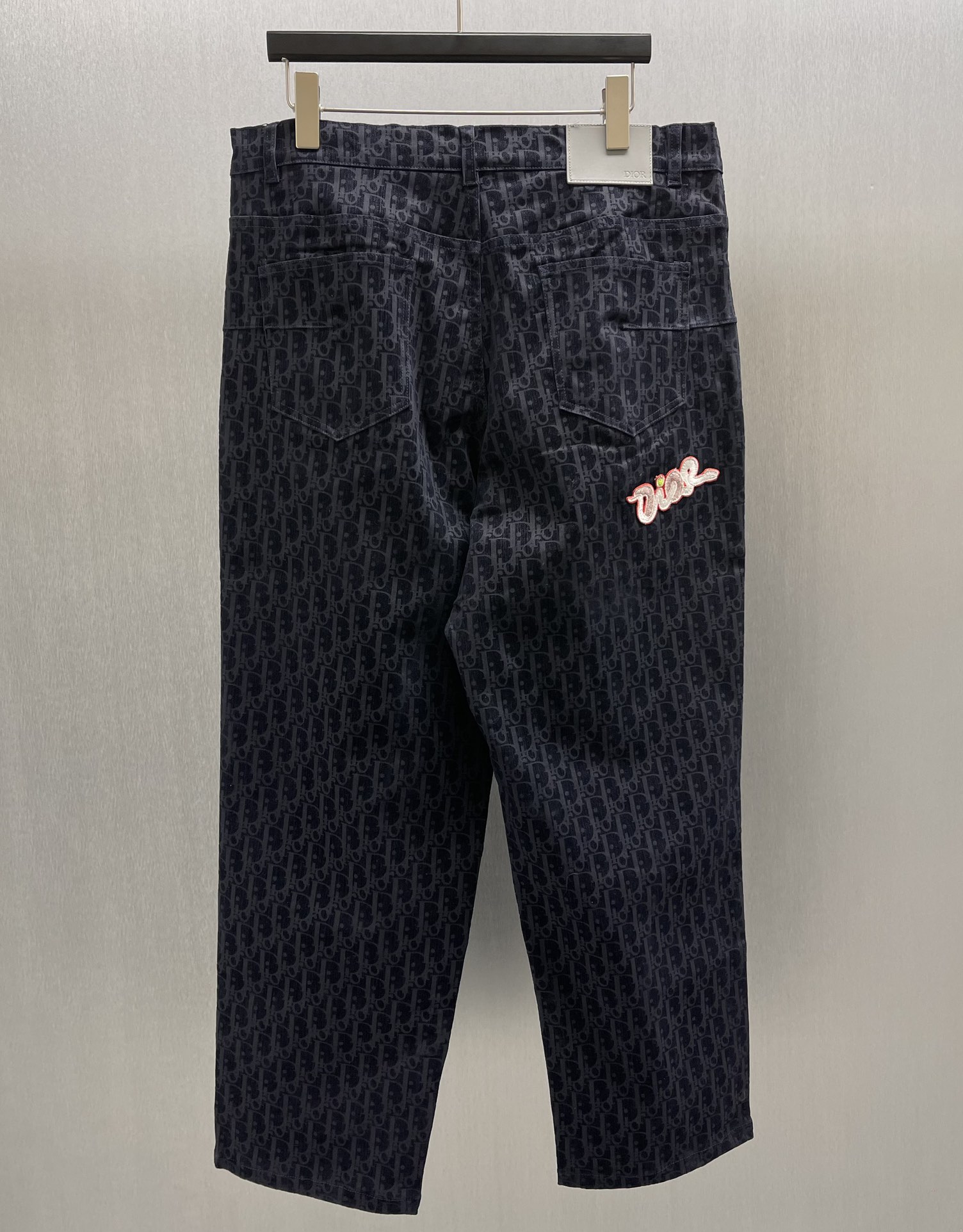 DIOR And Kaws logo print jeans（513D021B321X-C584）