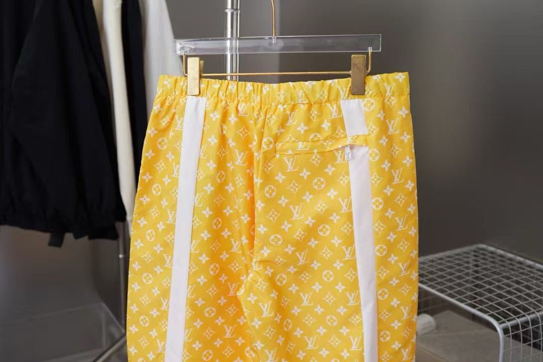 Louis Vuitton  Monogram print technical track pants（1AFWQD）