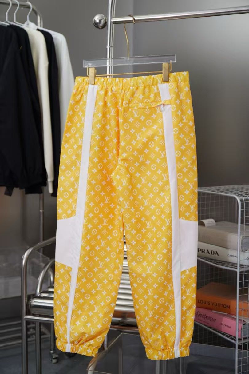 Louis Vuitton  Monogram print technical track pants（1AFWQD）