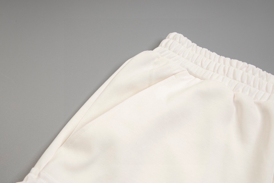 PRADA Triangle-Logo Straight Leg Shorts（UJP229-11JE-F0806-S-OOO）