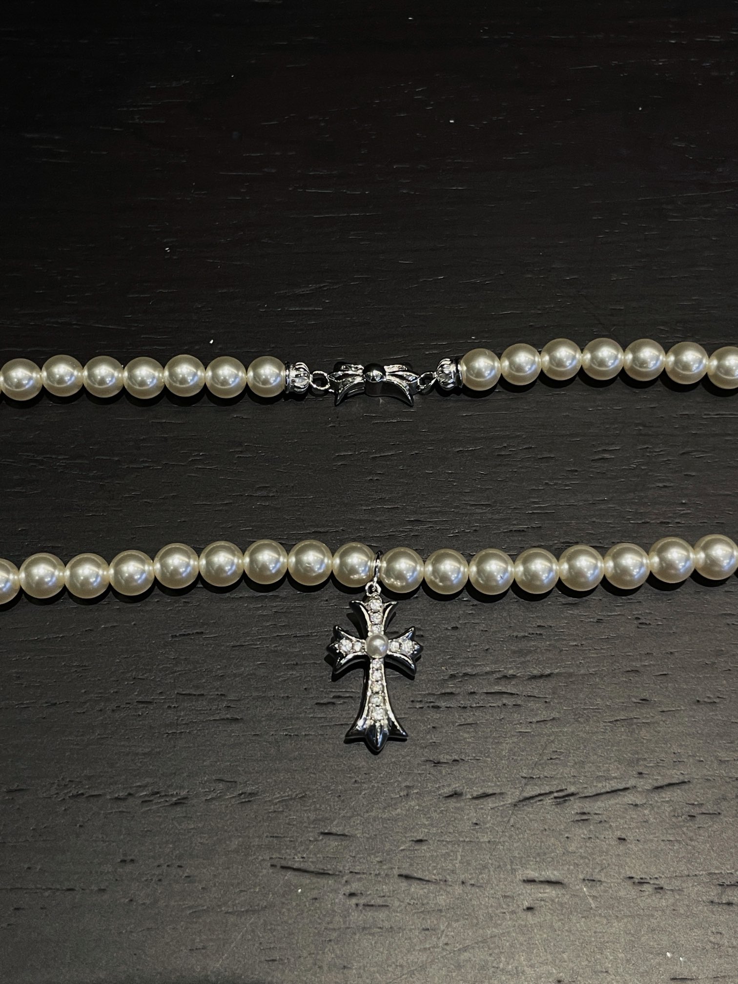 CHROME HEARTS Pearl Cross Necklace（CHROME HEARTS 246）