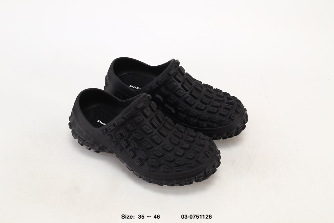 BALENCIAGA DEFENDER CLOG（735252W3CV21000）