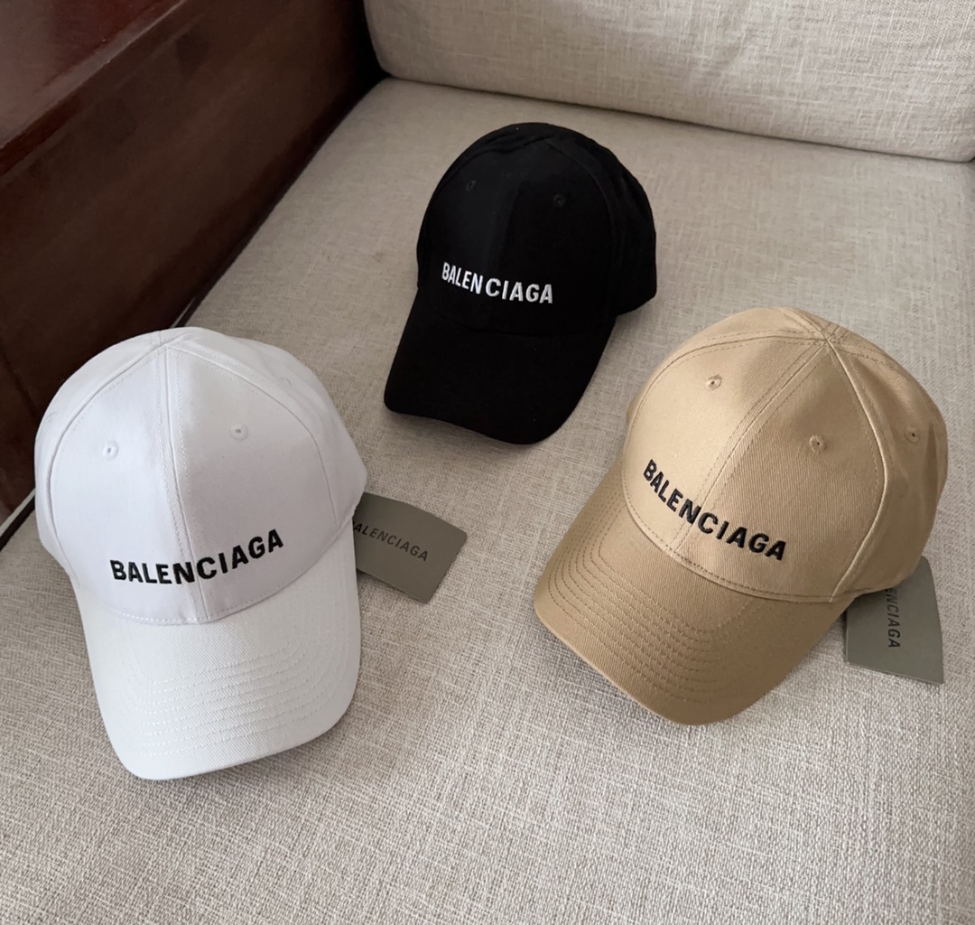 Balenciaga baseball cap（529192310B29060）