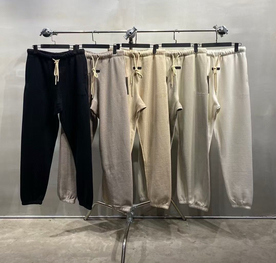 Fear of God Essentials Sweatpants（130SP232025F）