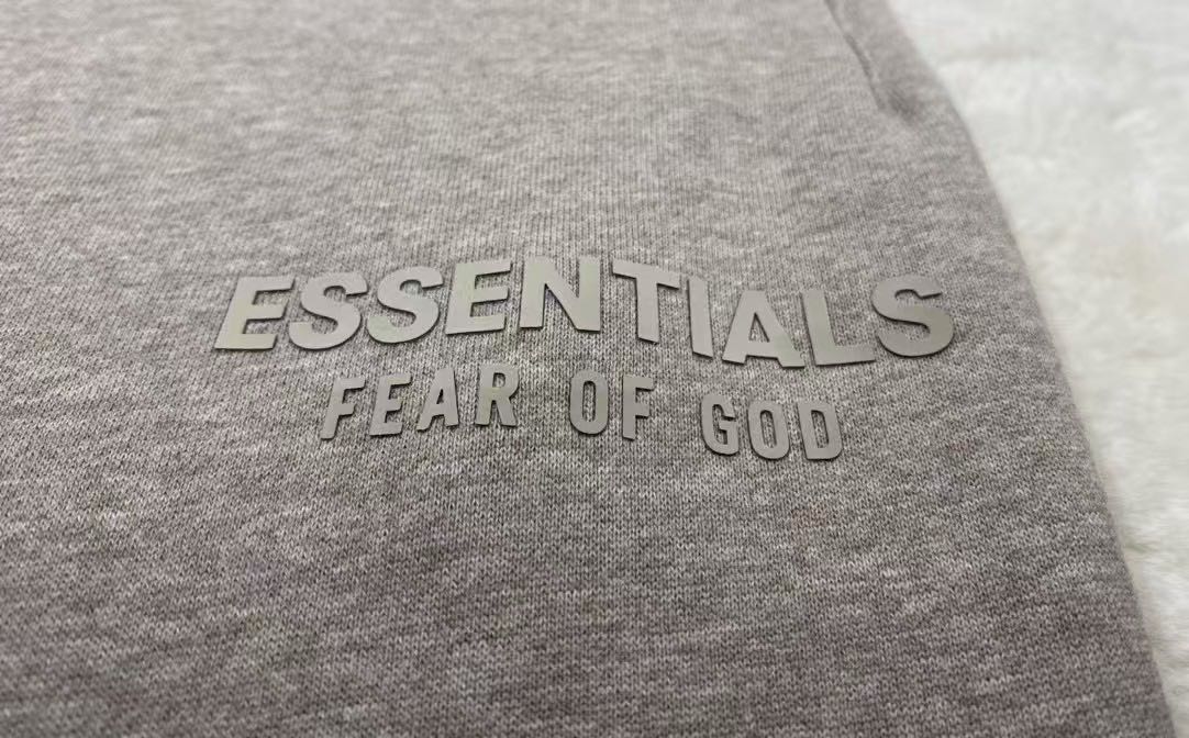 Fear of God Essentials Sweatpants（130SP232025F）