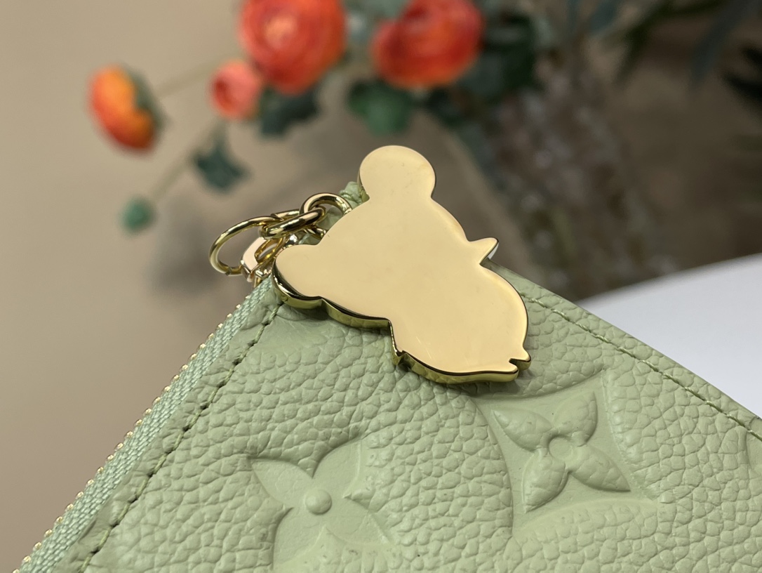 Louis Vuitton Card Holder（M13800）