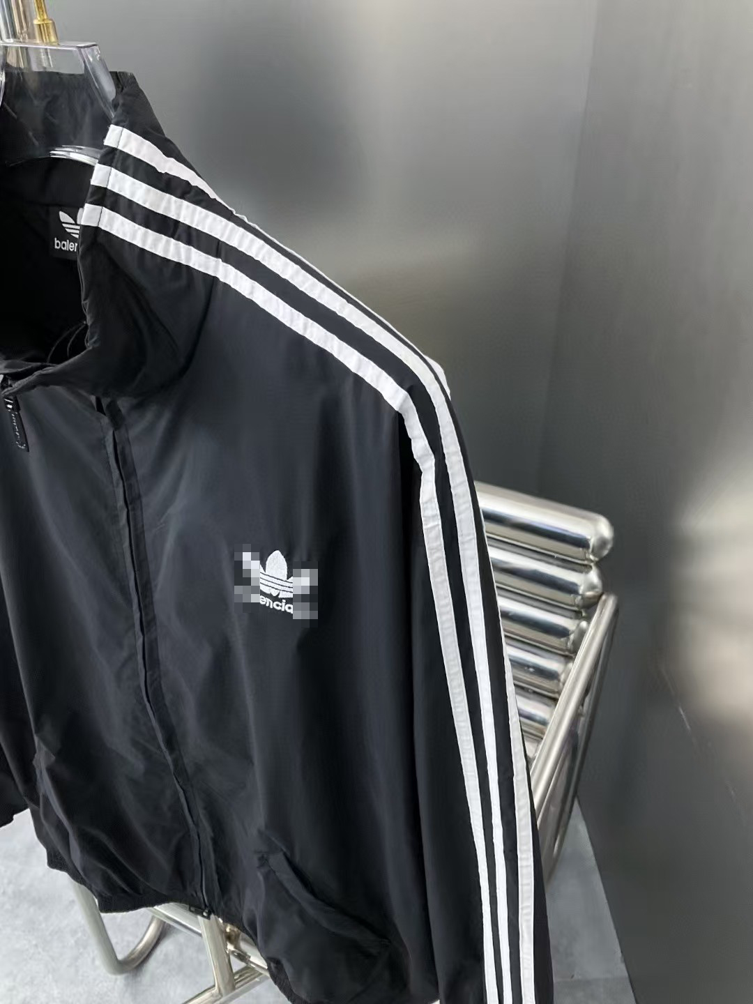 B（）alenciaga  Men Tracksuit Jacket（712280TNQ221000）