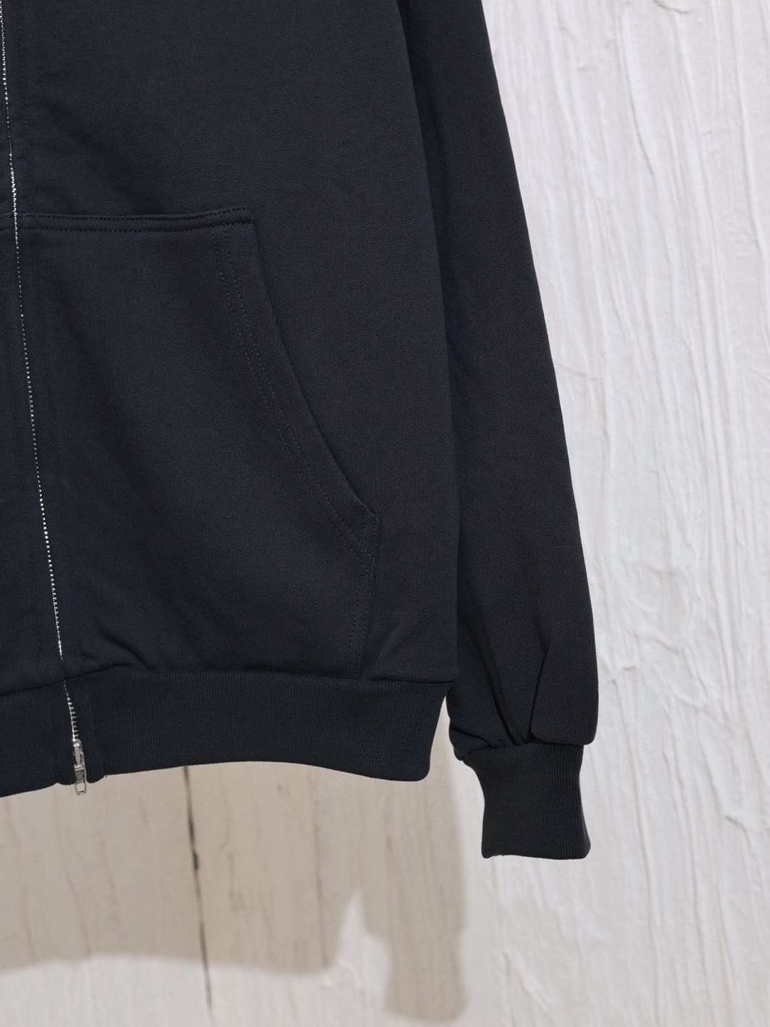 Balenciaga x Under Armour Zip-Up Hoodie 'Black White'（803264TRVB89034）