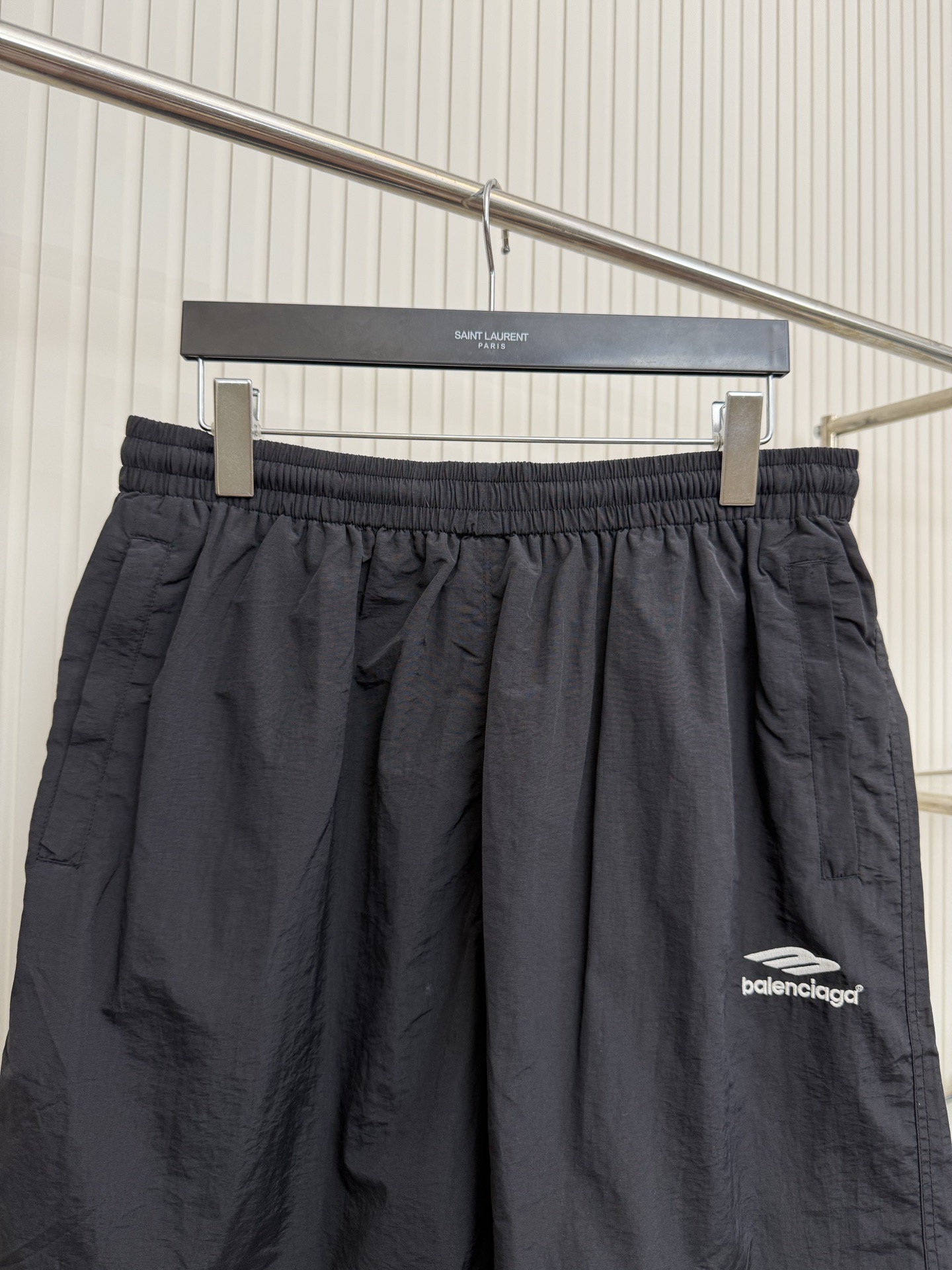 Balenciaga 3B Sports Icon Tracksuit Shorts Black/White Logo（704717TKO481000）