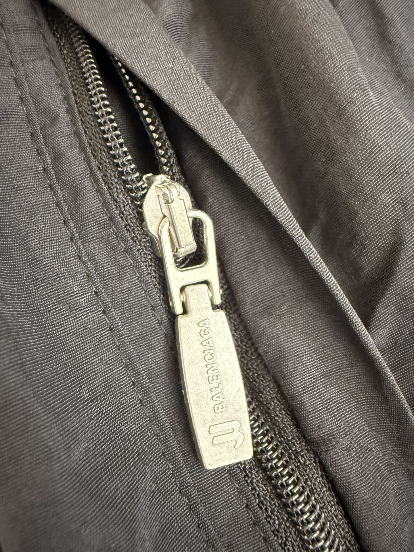 Balenciaga 3B Sports Icon Tracksuit Shorts Black/White Logo（704717TKO481000）