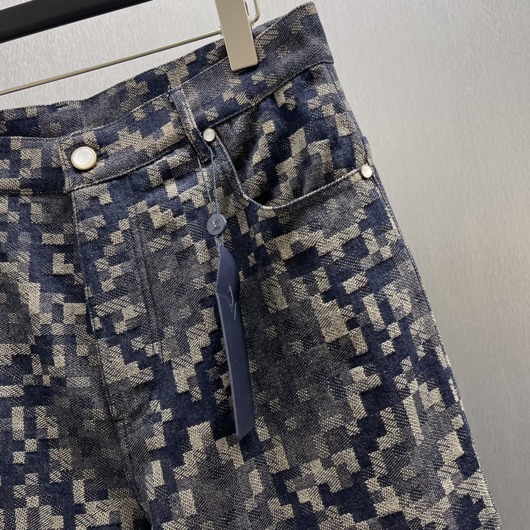 Louis Vuitton denim skate pants（1AHDEV）
