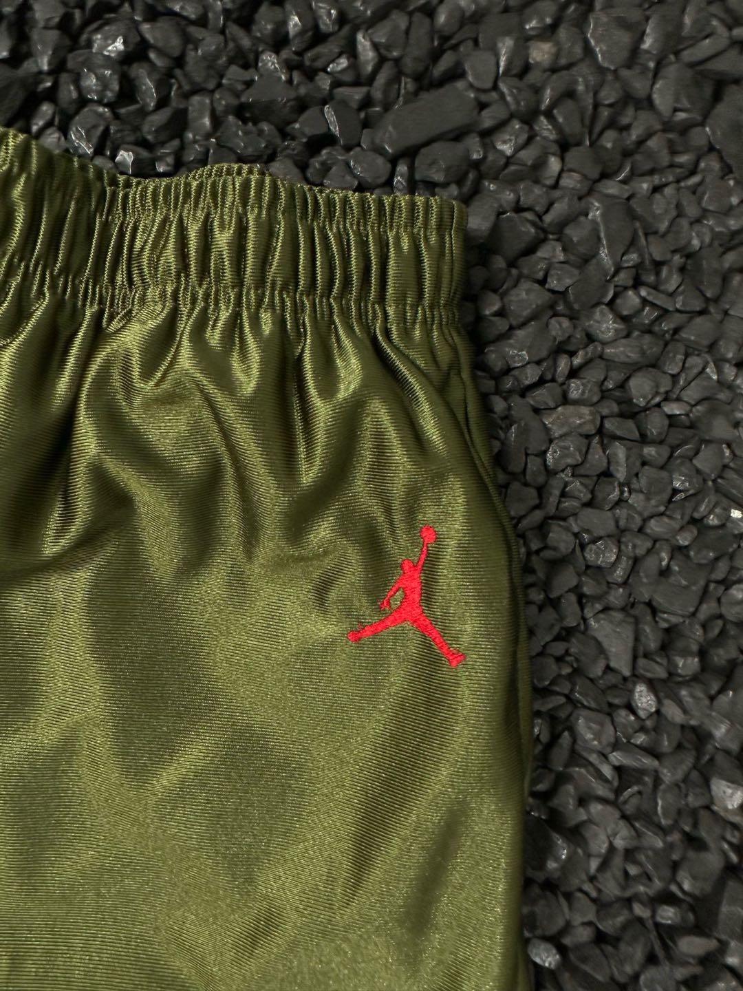 Supreme Jordan Warm-Up Kit (FW24KN1OLIVE）