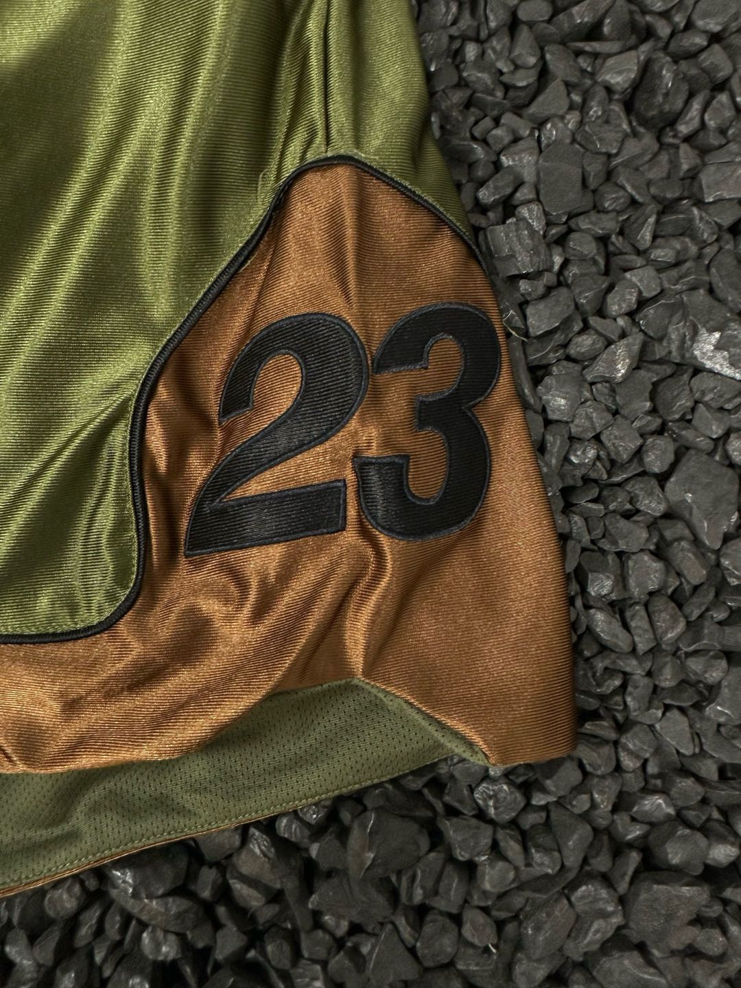 Supreme Jordan Warm-Up Kit (FW24KN1OLIVE）
