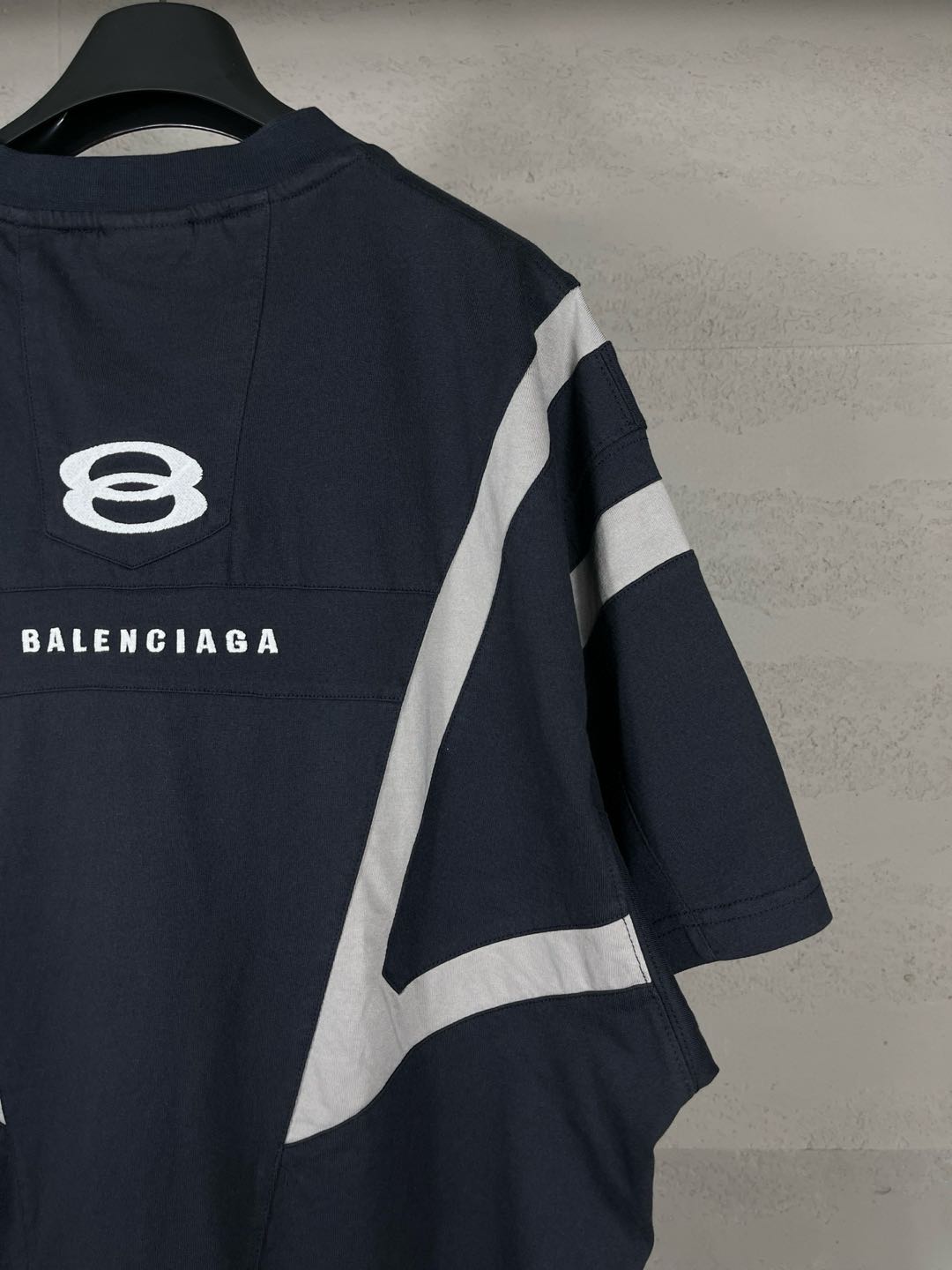 BALENCIAGA MENS Layered Sports T-shirt Oversizes BALENCIAGA MENS Layered Sports T-shirt Oversizes