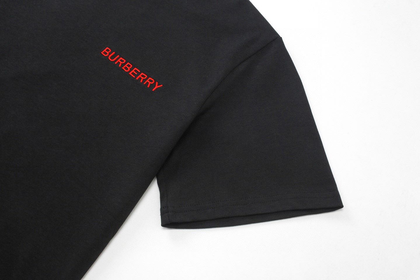 Burberry JAYSON embroidered logo T-shirt（80781141）