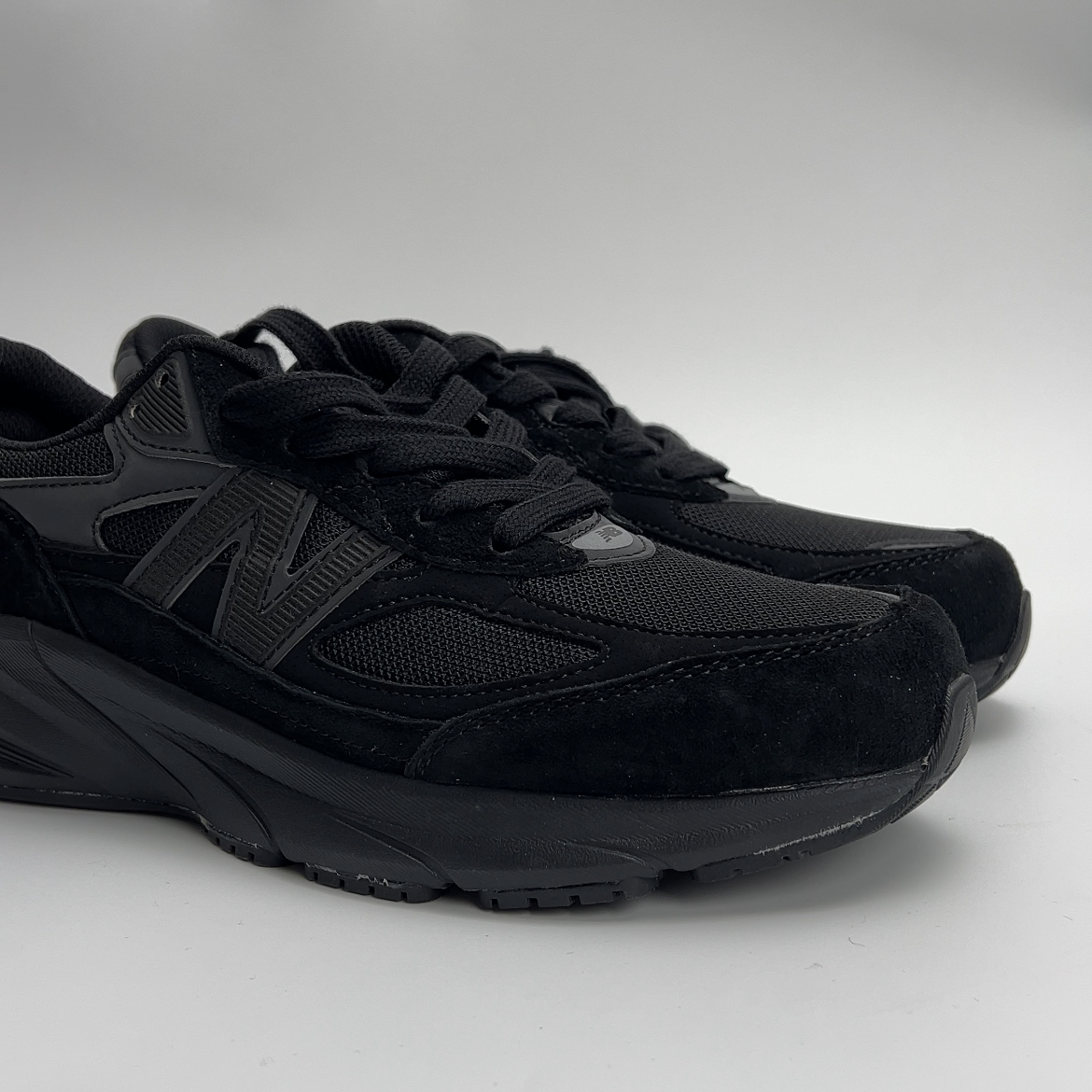 New Balance 990V6 "Triple Black"(U990BB6)