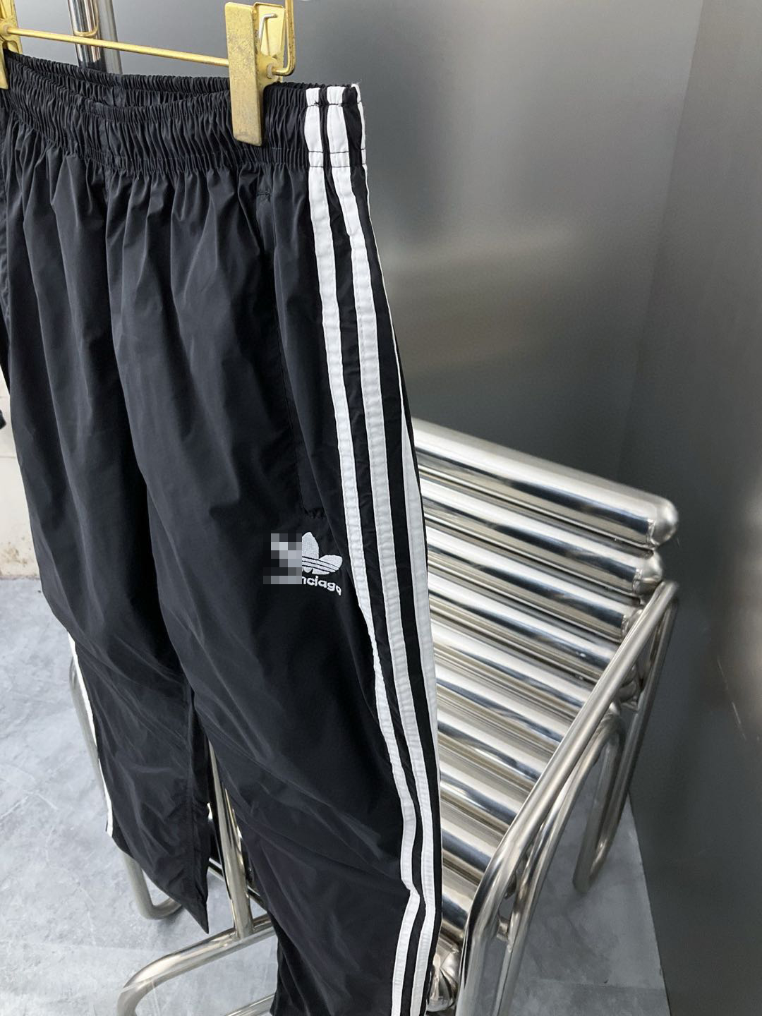 Balenciaga Sweatpants（IB5242）