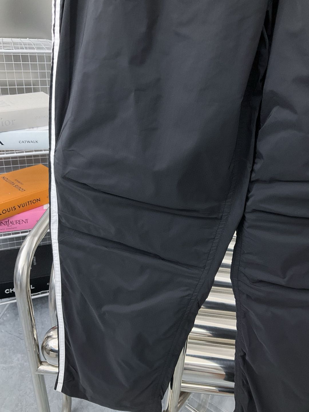 Balenciaga Sweatpants（IB5242）