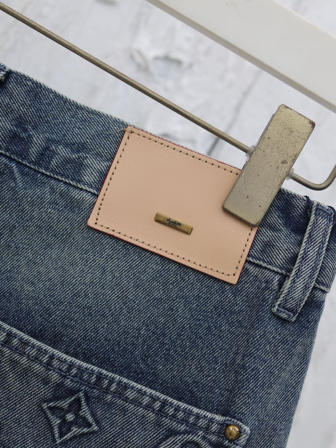 Louis Vuitton denim shorts （1ABJ7G）