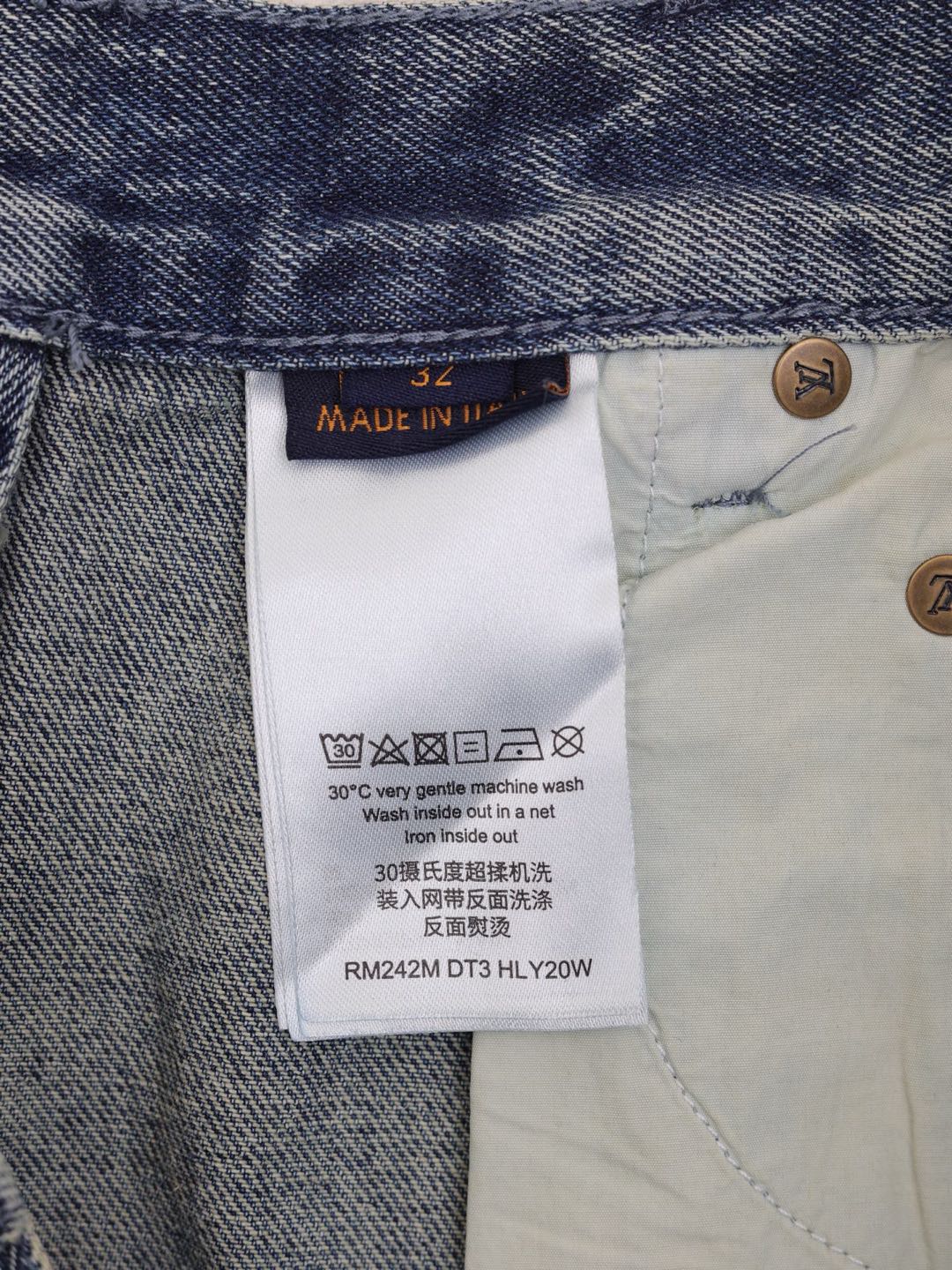 Louis Vuitton denim shorts （1ABJ7G）