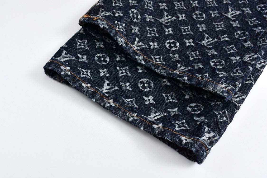 Louis Vuitton Monogram Jacquard Denim Skate Pants (1AFX30）
